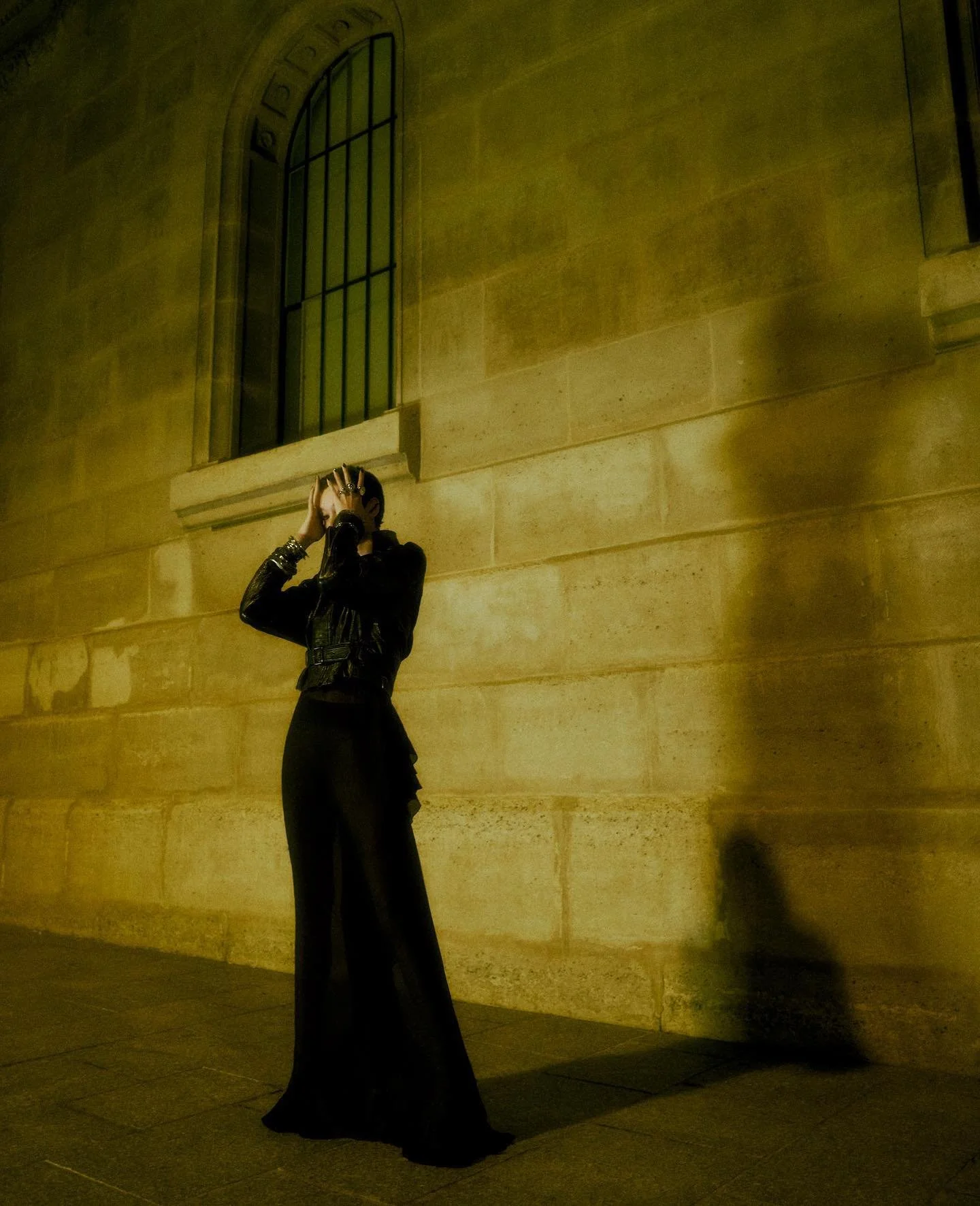 Paris-by-Sonyi-Yoon-for-Vogue-Korea-November-2022-00013.jpeg