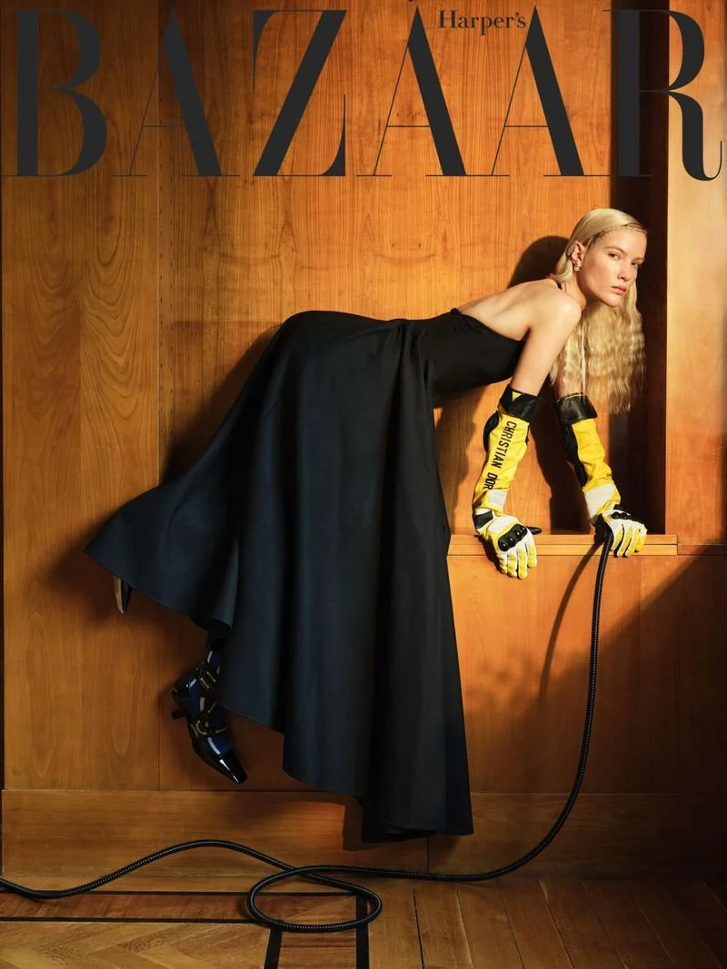 Feli-Rasztar-by-Hana-Krizova-by-Harpers-Bazaar-Czech-Dec-2022-Cover-2.jpeg