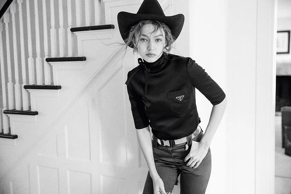 Gigi-Hadid-by-Helena-Christensen-Vogue-Czech-May-201900006.jpeg