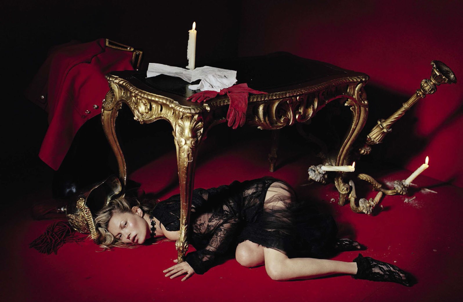 Kate-Moss-by-Tim-Walker-Vogue-Italia-Beauty-Beast-00005.jpeg