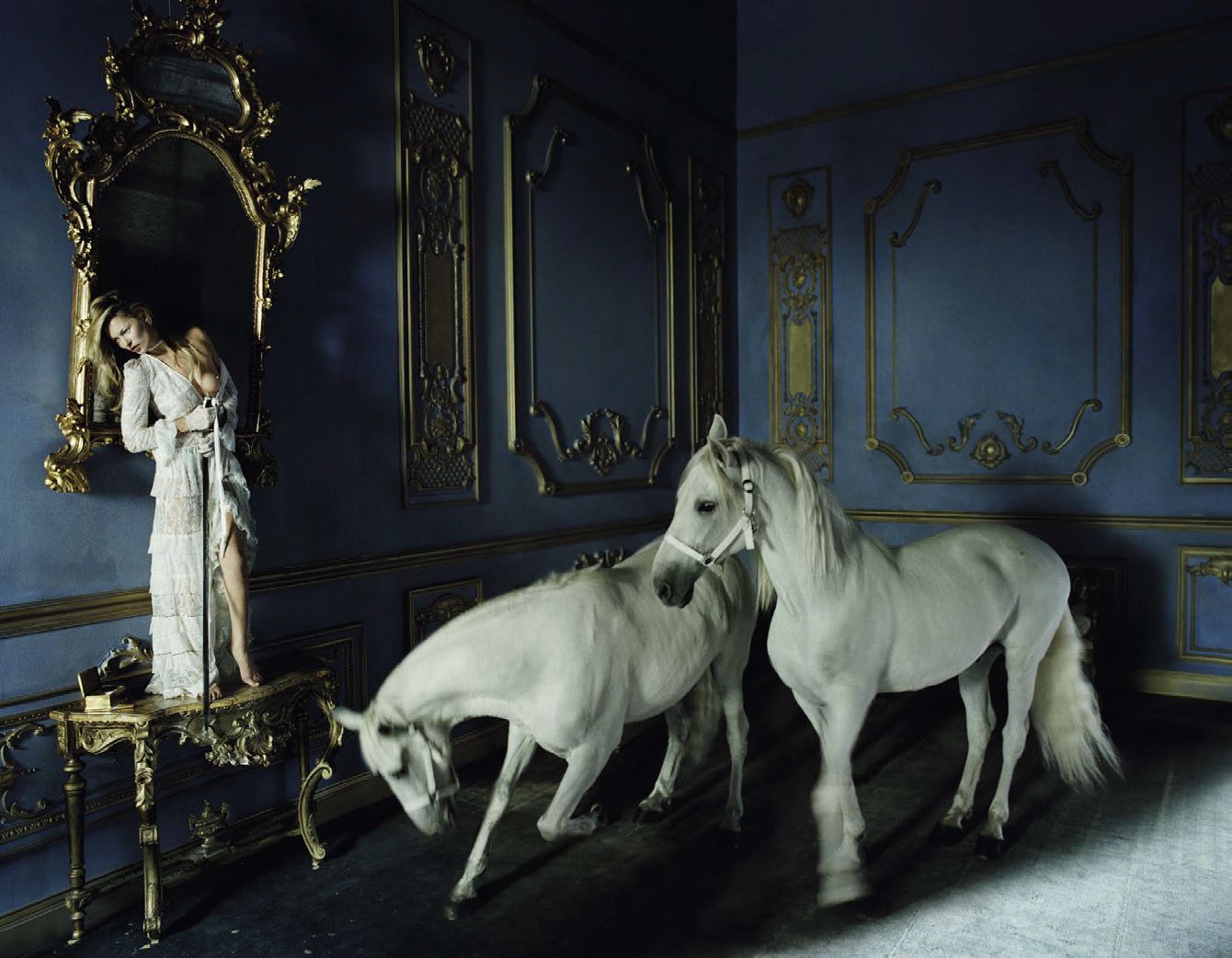 Kate-Moss-by-Tim-Walker-Vogue-Italia-Beauty-Beast-00006.jpeg