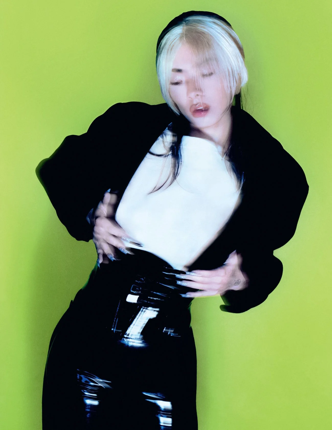 Rina-Sawayama-by-Jenny-Brough-Vogue-Singapore-Nov-Dec-2022-00007.jpeg