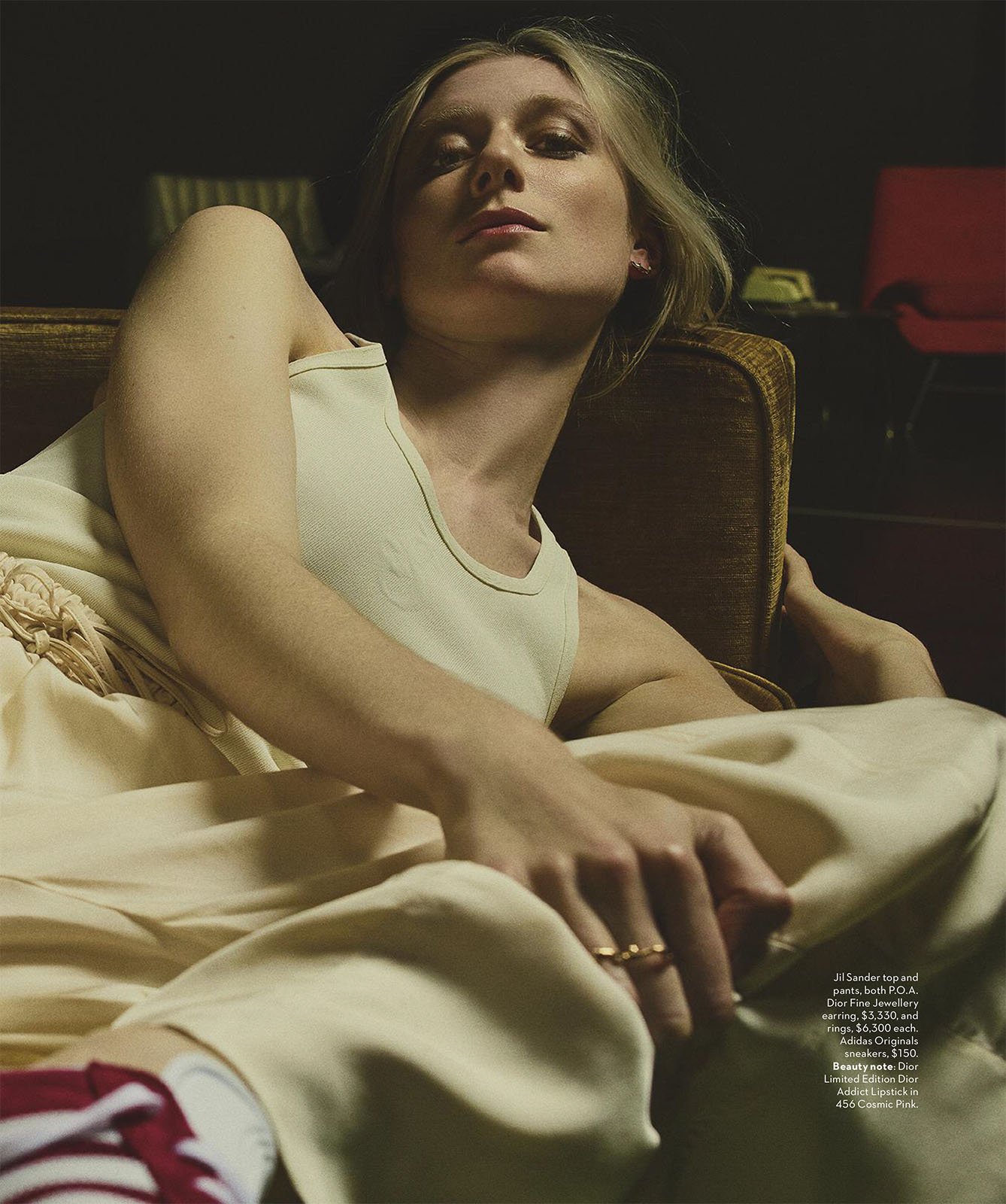 Vogue US Magazine Issue December 2022 Elizabeth Debicki Fashion & TV