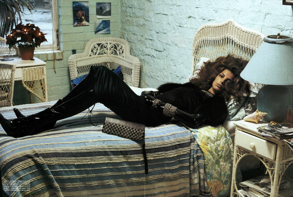 Daria-Werbowy-Surf-Rider-by-Steven-Meisel-Vogue-Italia-Aug-2003-00005.png