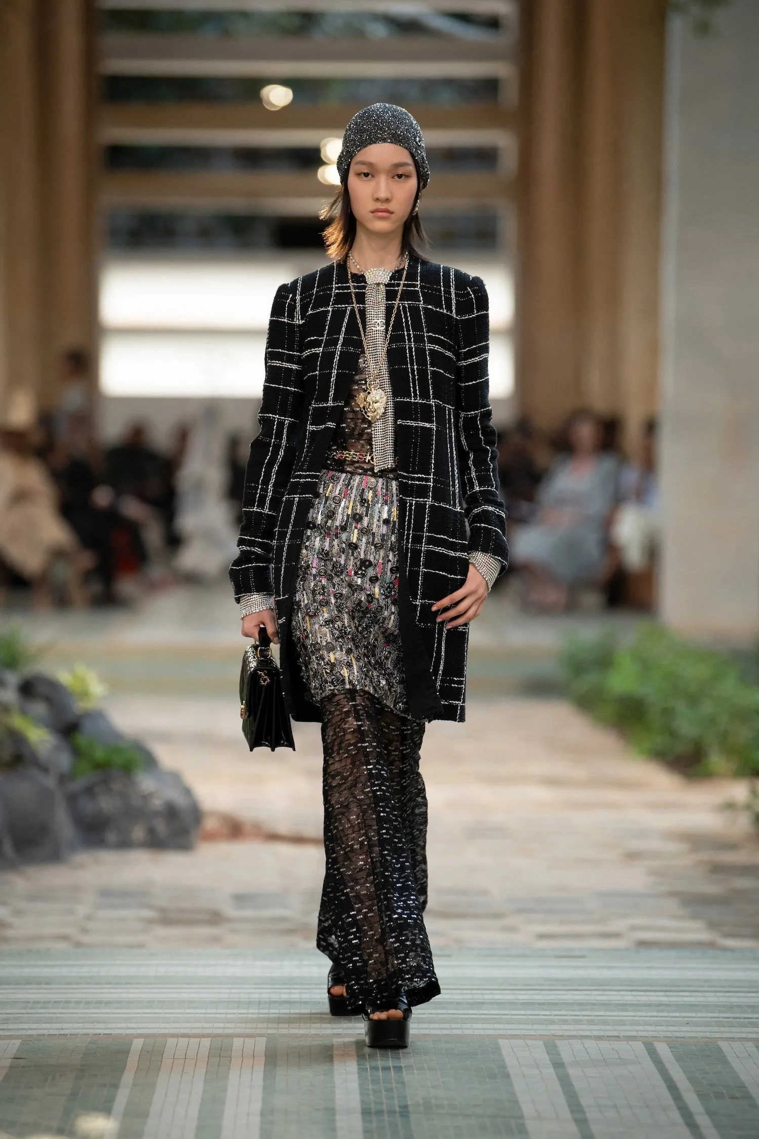 Chanel-Pre-Fall-2023-Show-in-Dakar-Senegal-00015 .jpg