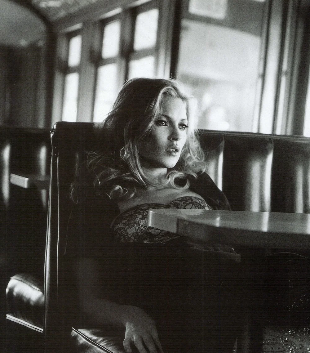 Kate-Moss-by-Craig-McDean-AnOther-Magazine-SS-2004-00001.jpeg