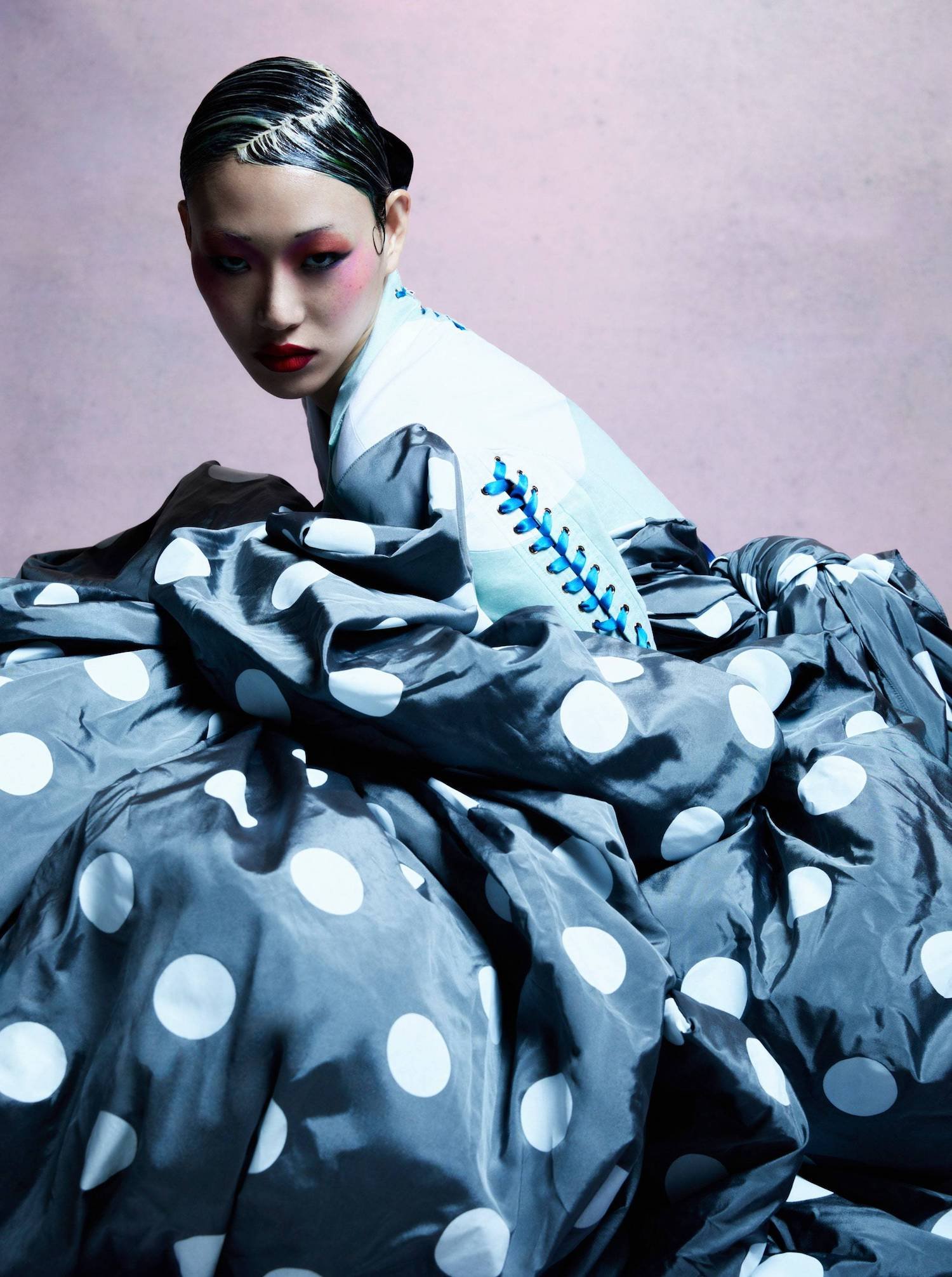 Sora-Choi-by-Carlijn-Jacobs-Vogue-Italia-January-2022-00002.jpeg