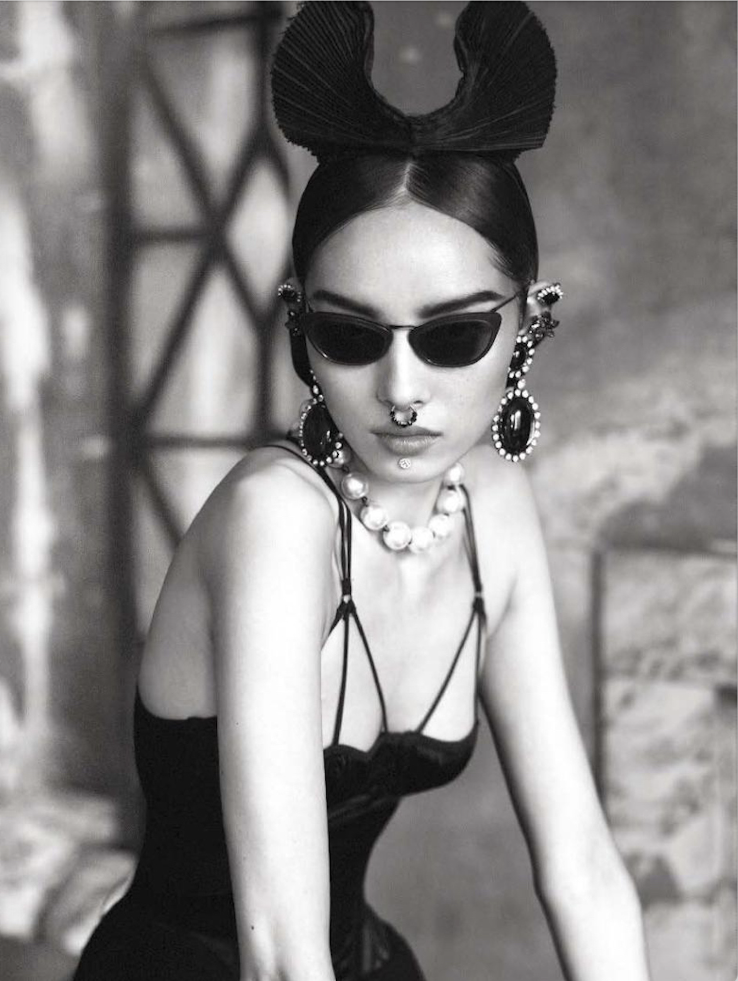 fei-fei-sun-vogue-italia-june-2015-by-mert-and-marcus-09.png
