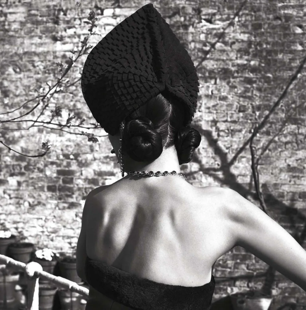 fei-fei-sun-vogue-italia-june-2015-by-mert-and-marcus-11.jpeg