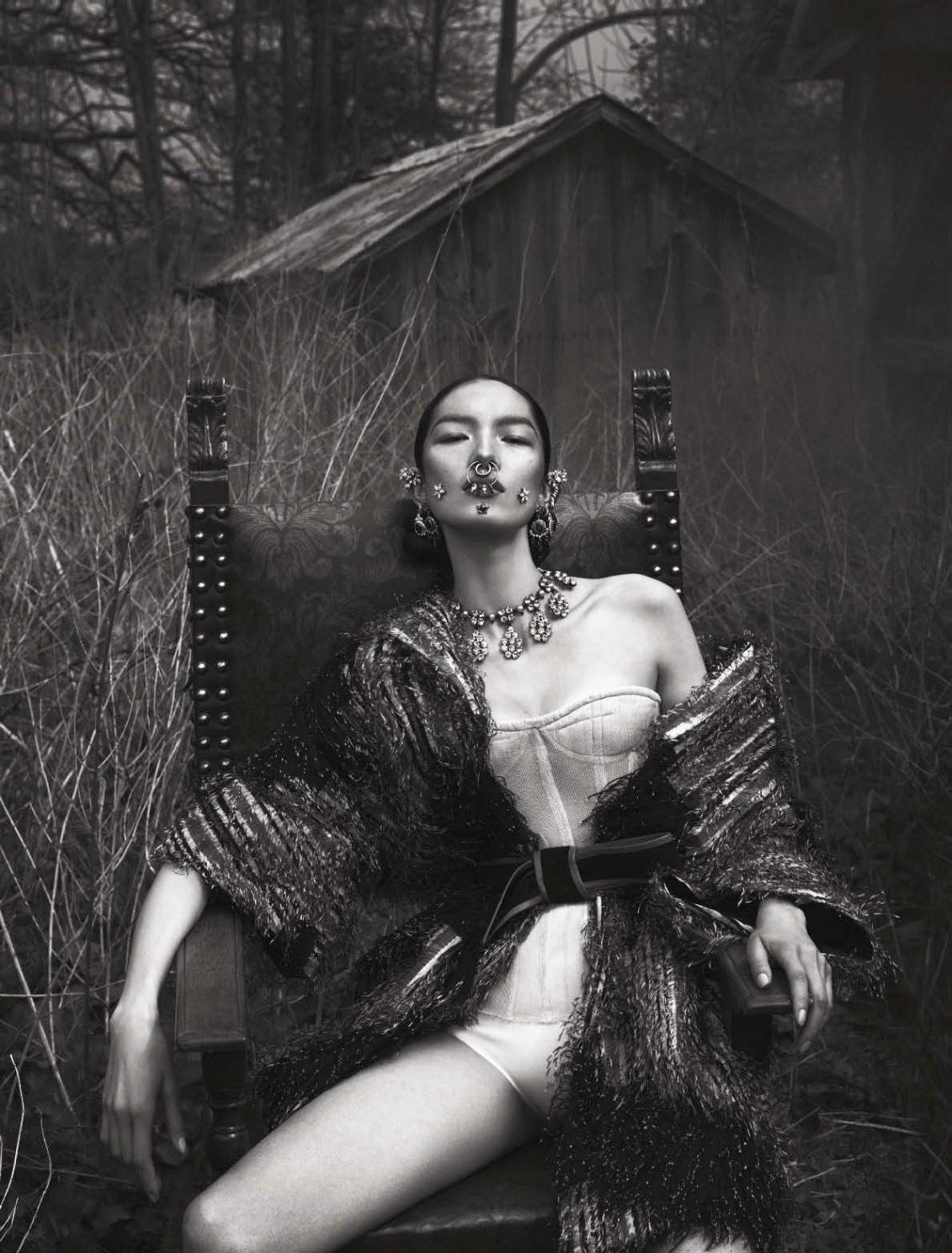 fei-fei-sun-vogue-italia-june-2015-by-mert-and-marcus-01.jpg