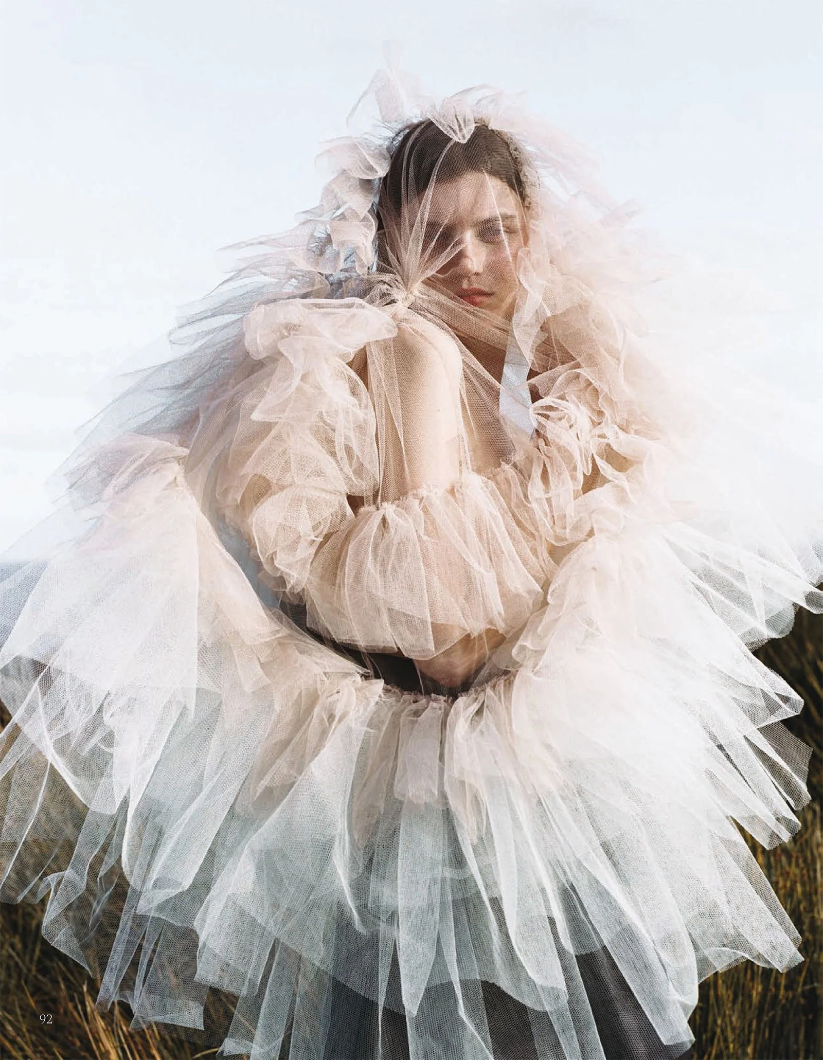 Lottie-Aaron-Ash-Chen-by-Jess-James-Vogue-China-Jan-2023-00005.jpeg