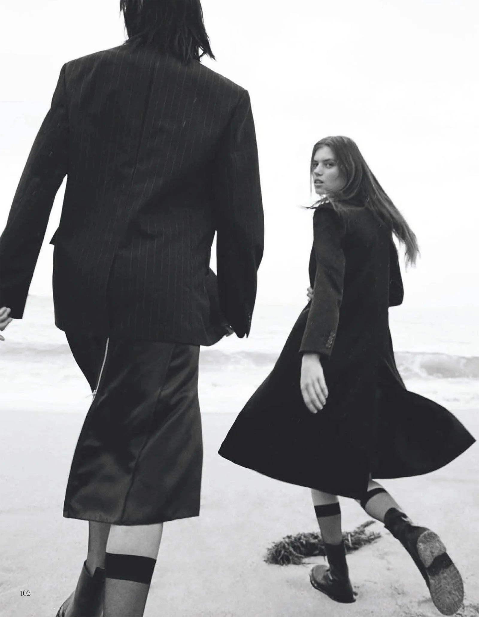 Lottie-Aaron-Ash-Chen-by-Jess-James-Vogue-China-Jan-2023-00014.jpeg