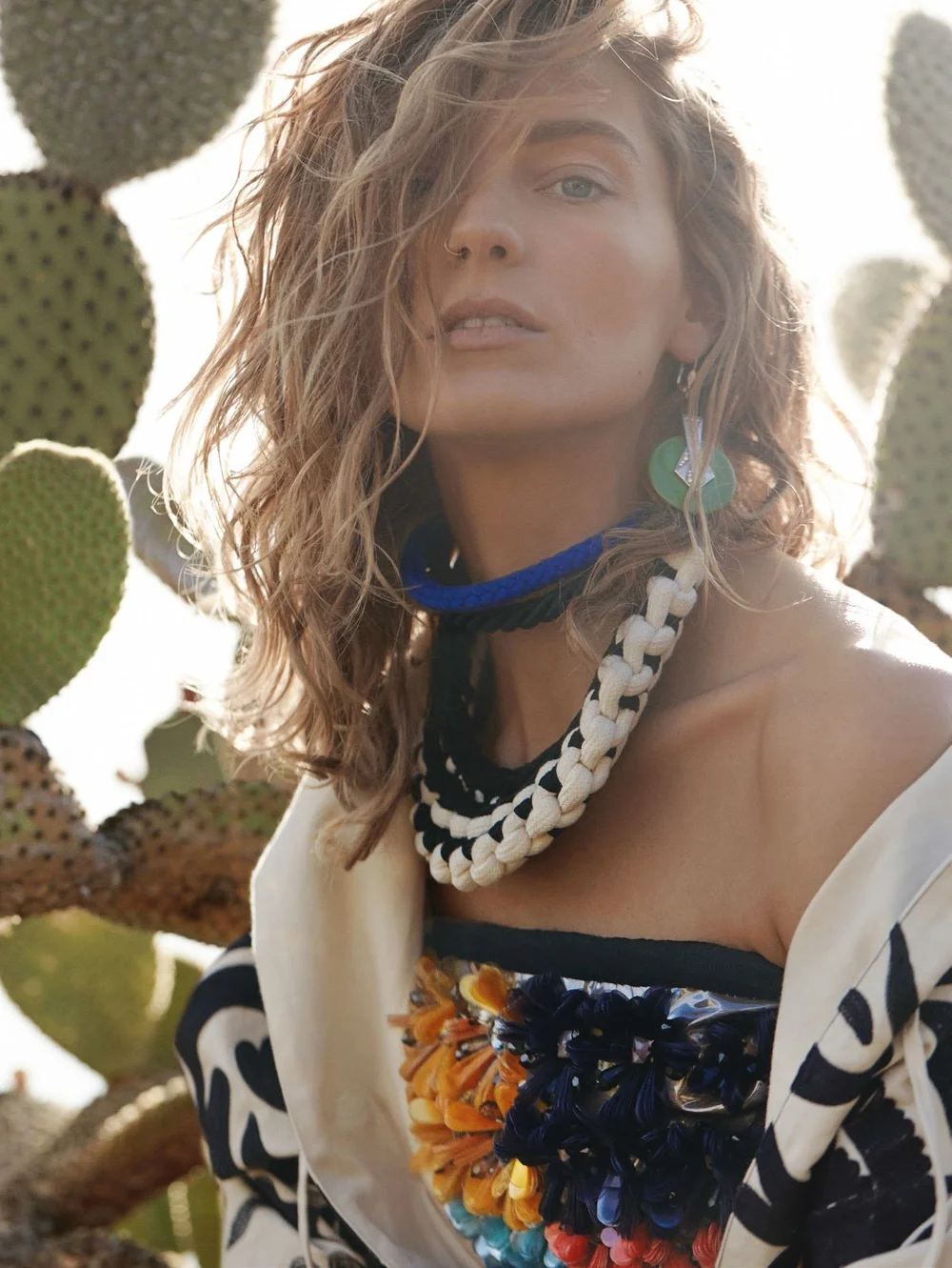 Daria-Werbowy-Rainbow-Babes-Mario-Testino-00004.jpeg