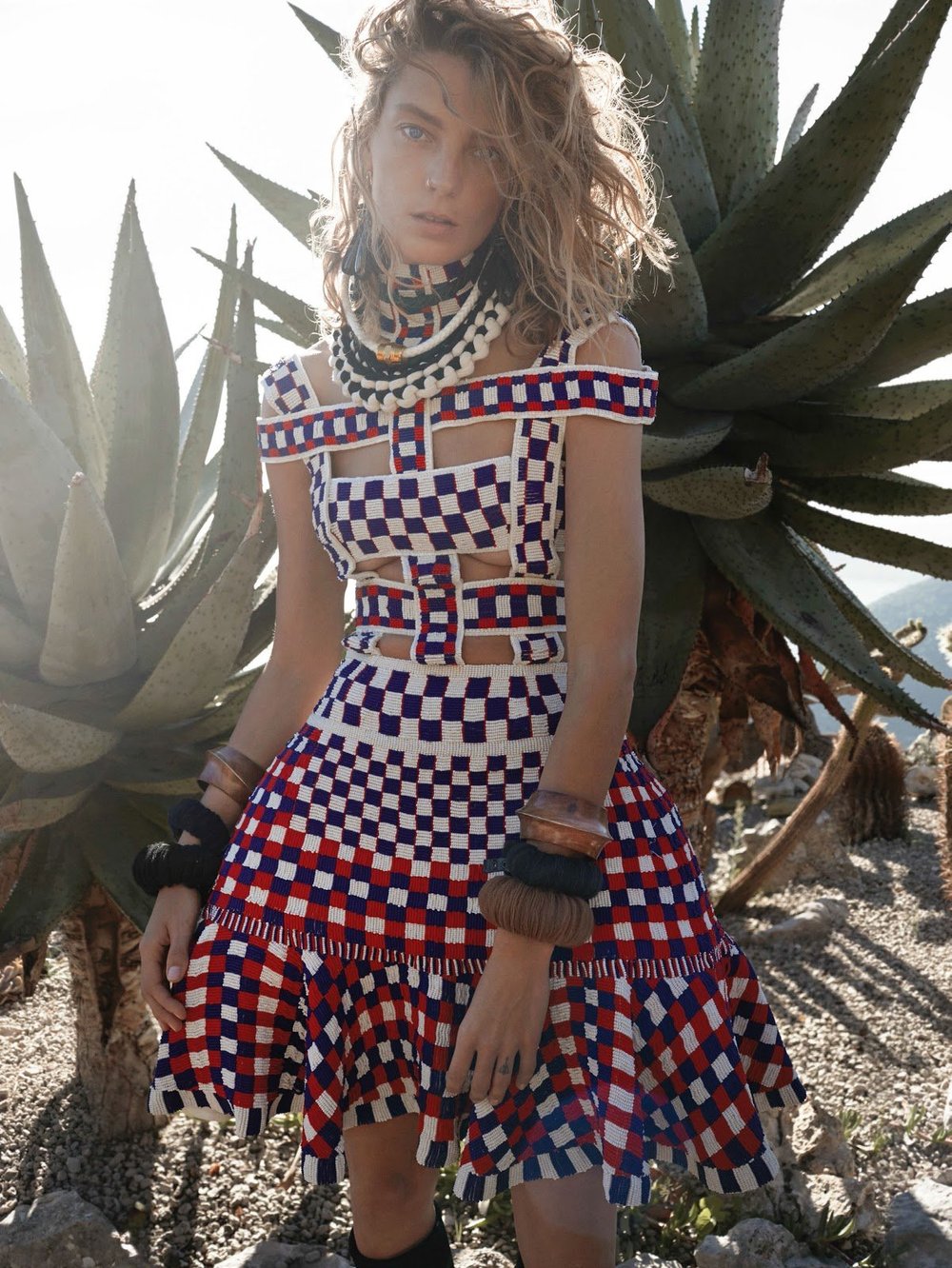 Daria-Werbowy-Rainbow-Babes-Mario-Testino-00007.jpeg
