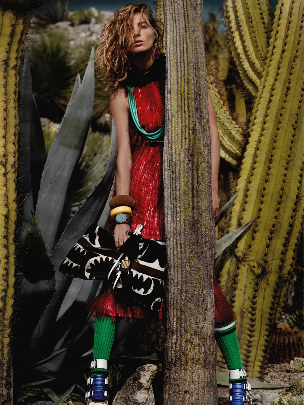 Daria-Werbowy-Rainbow-Babes-Mario-Testino-00005.jpeg