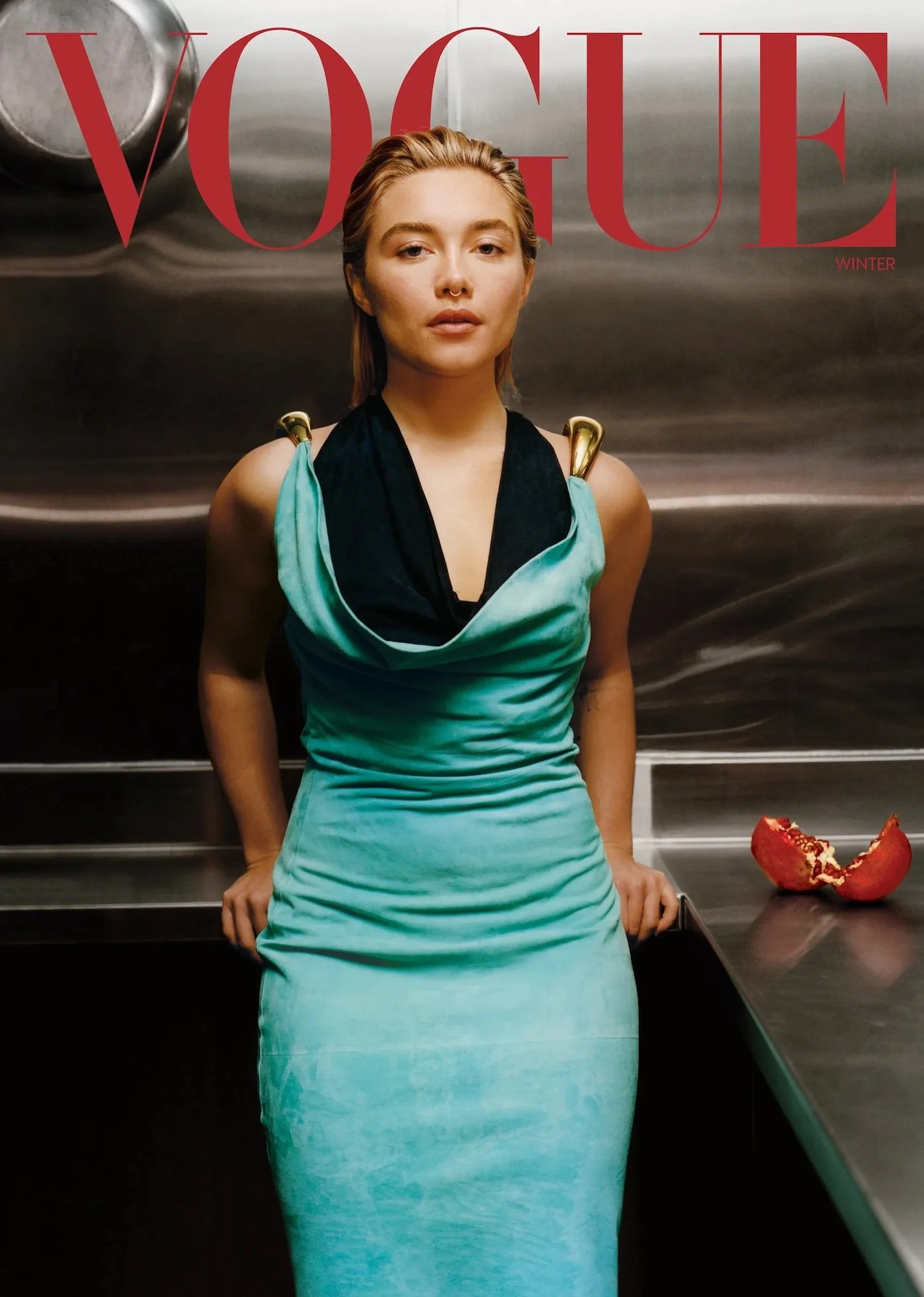 Florence-Pugh-by-Colin-Dodgson-Vogue-Winter-202300002.jpeg