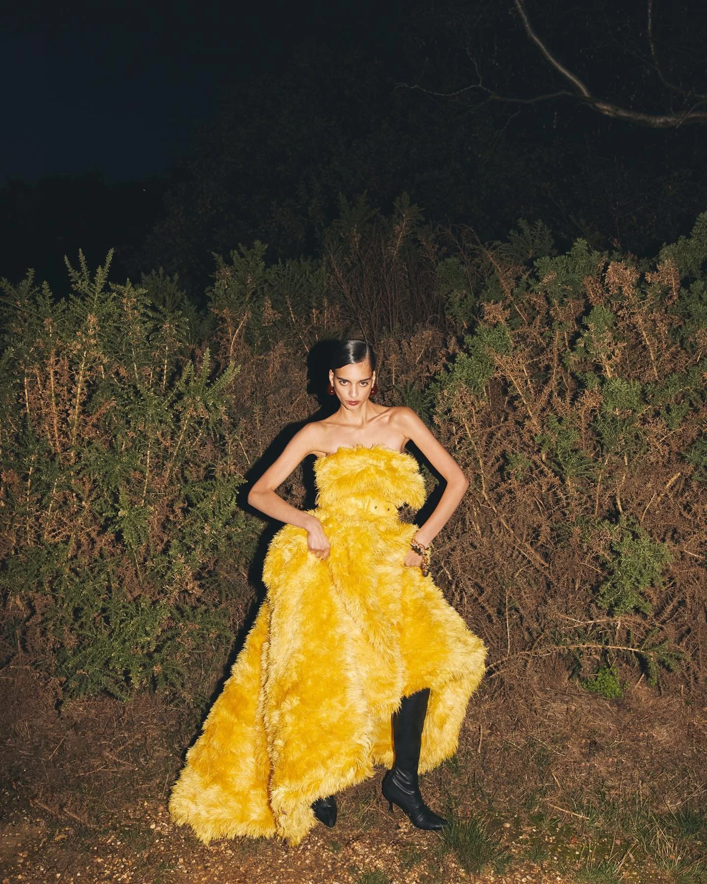 Paulina-Pitsikalis-by-Morgan-Roberts-Vogue-Arabia-00003.jpg