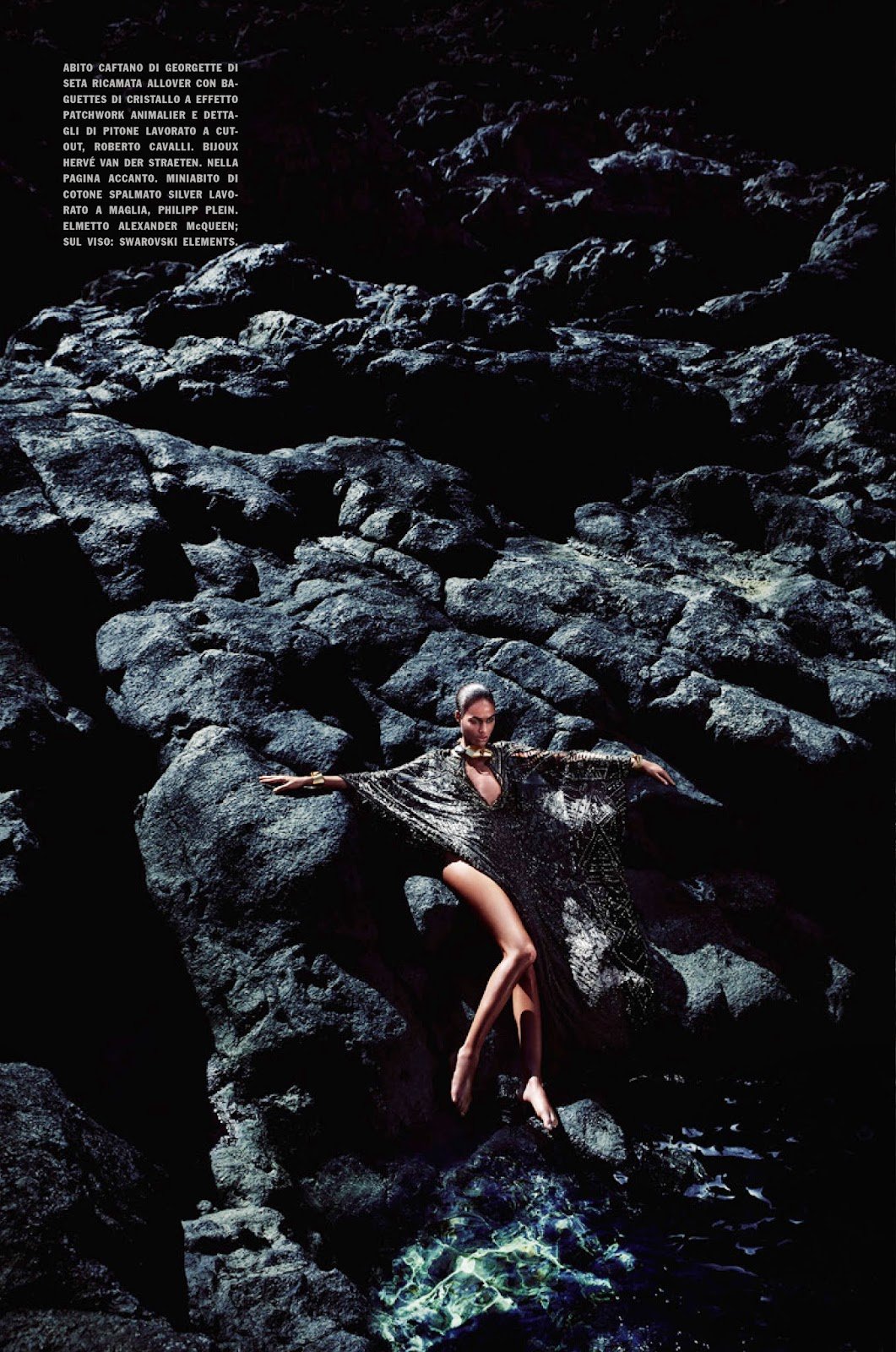 Joan-Smalls-by-Solve-Sundsbo-Vogue-Italia-May-2014-00004.jpg