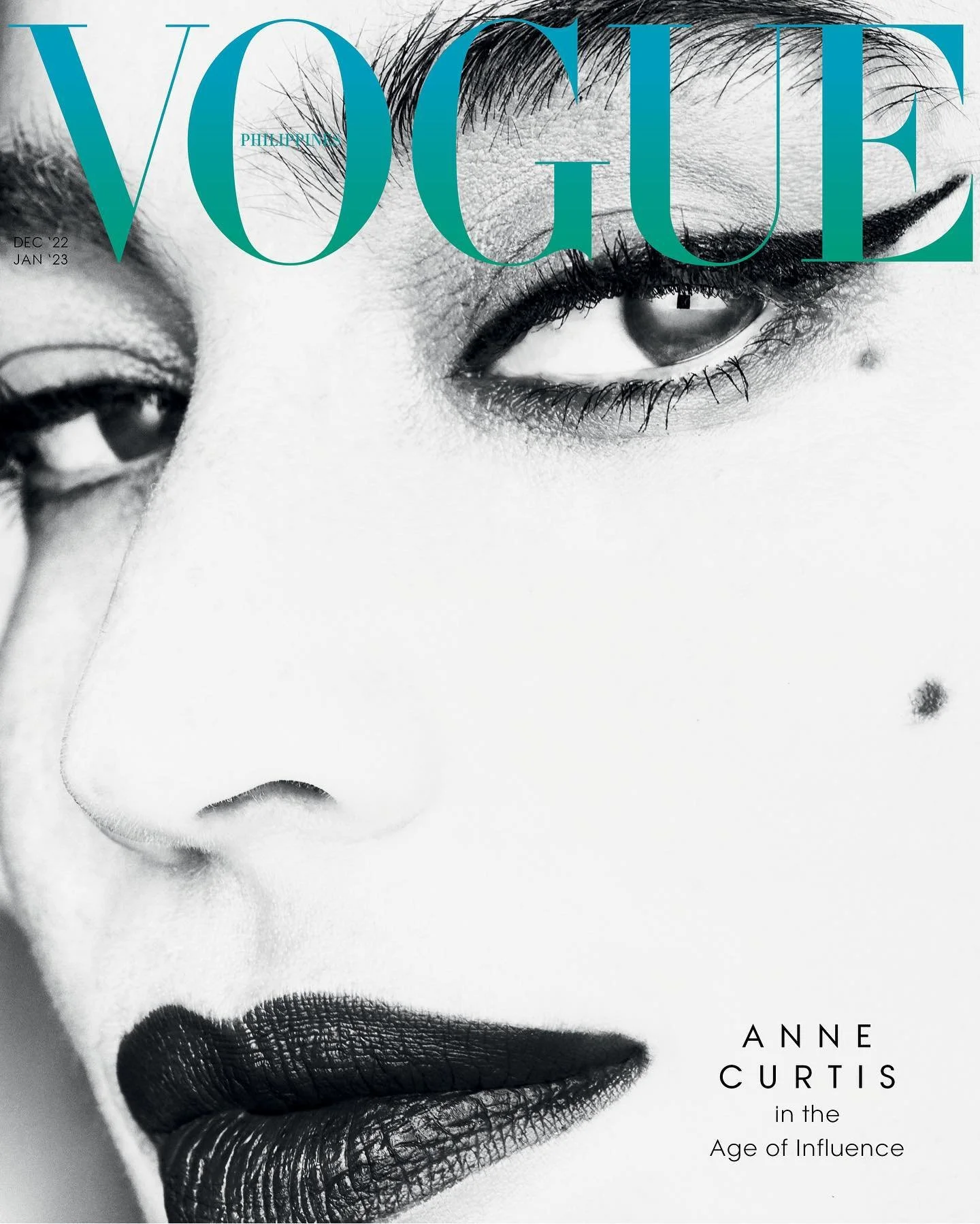 Anne-Curtis-by-Mark-Nicdao-Vogue-Philippines-Jan-2023-00007.jpg