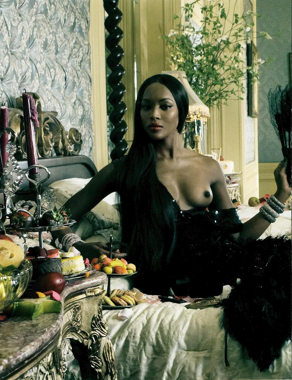 Naomi-Campbell-by-Steven-Meisel-Vogue-Italia-2008-00001.jpeg