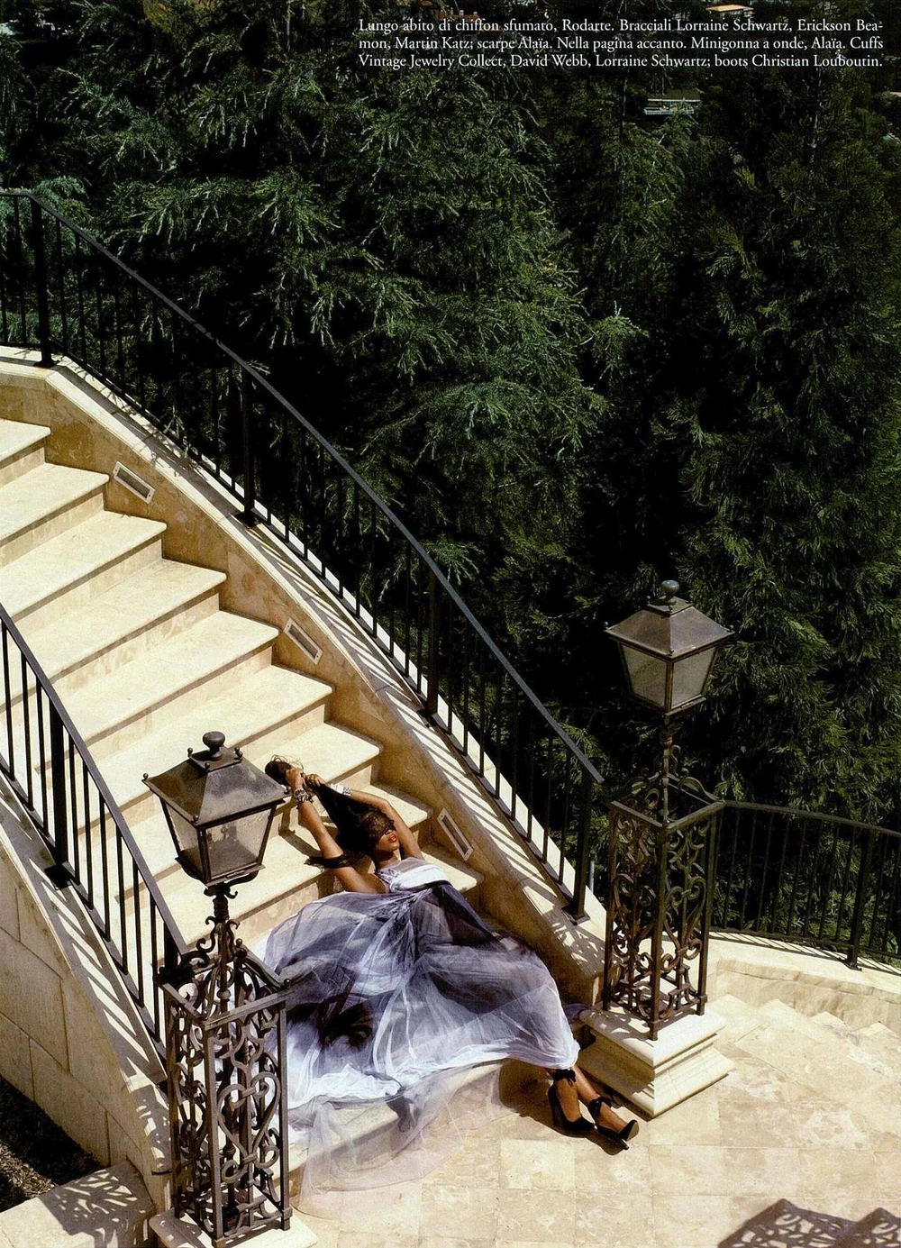 Naomi-Campbell-by-Steven-Meisel-Vogue-Italia-2008-00011.jpeg