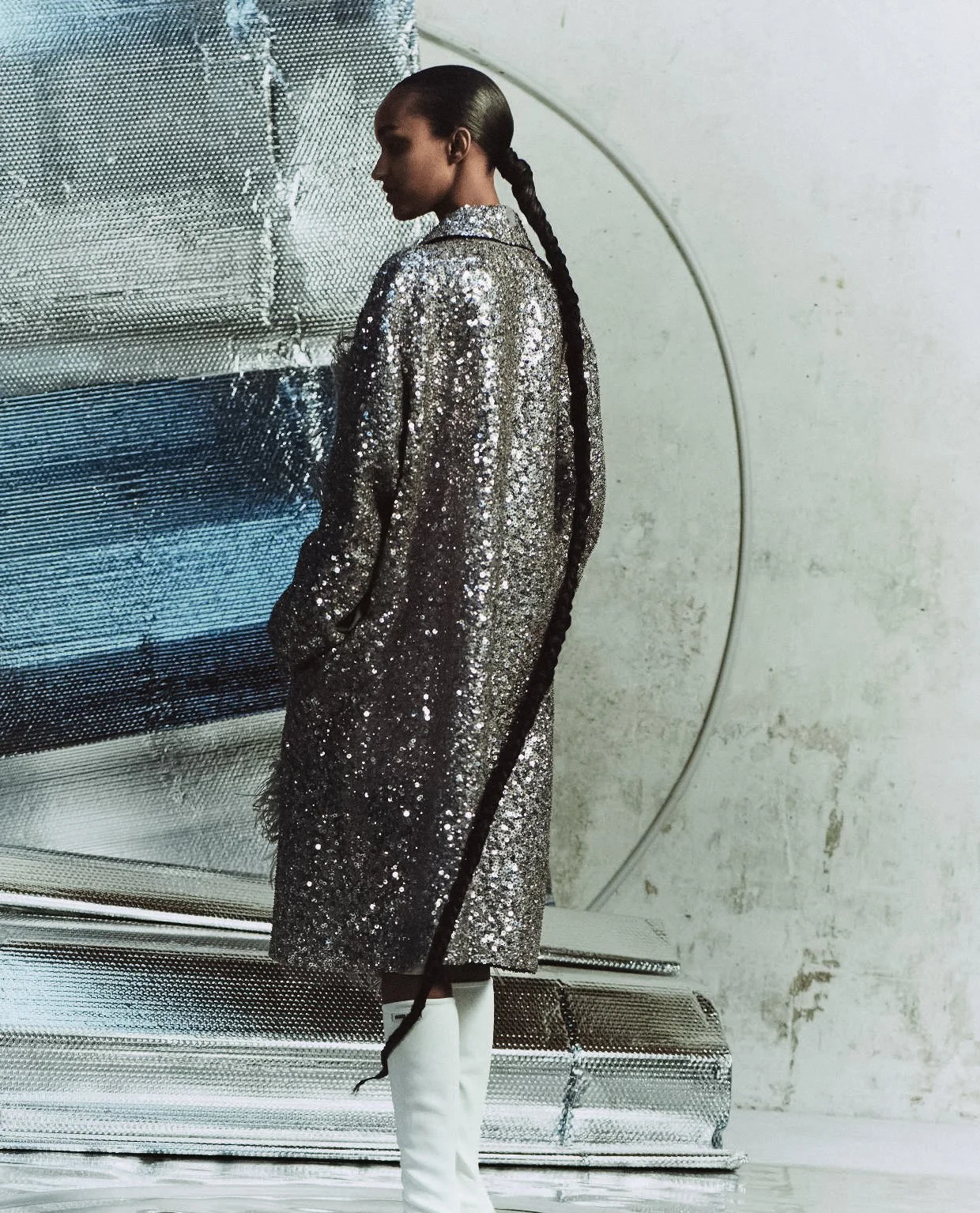 Muna-Mahamed-by-Melanie-Ramon-Harpers-Bazaar-Italia-2-Sp-2023-00012.jpeg