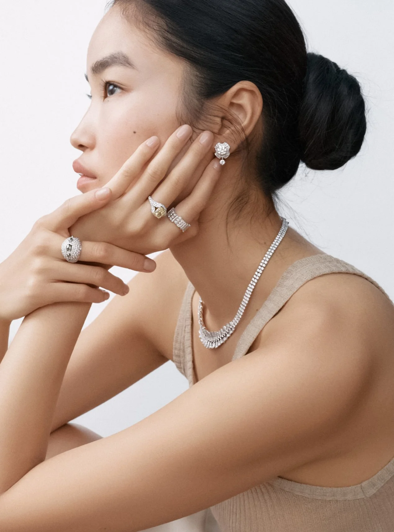 Diana-Li-by-Trisha-Ward-Harpers-UK-March-2023-00005.jpeg