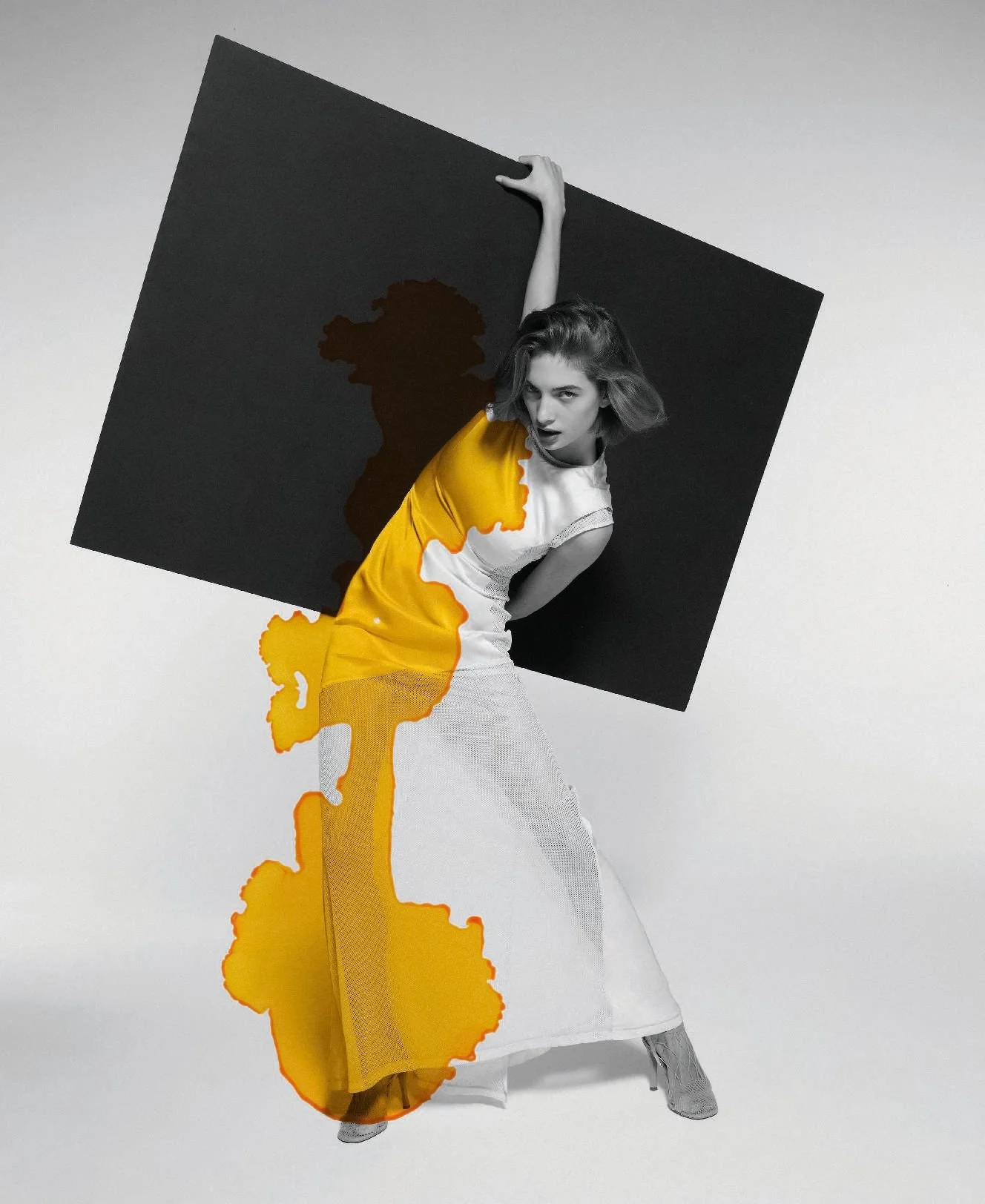 Rolf-Schrader-by-Vivienne-Sassen-Harpers-Bazaar-Italia-No.2-2023-00005.jpg