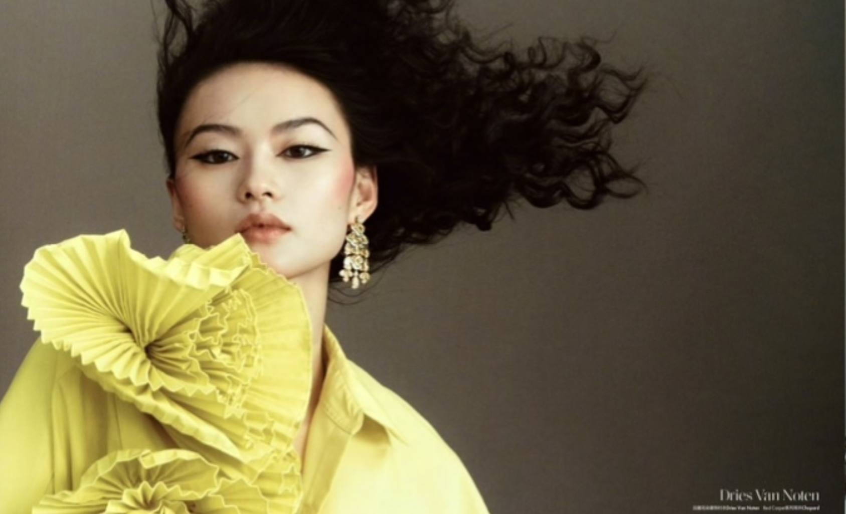 He-Cong-by-Nick-Yang-ELLE-China-March-2023-00008.png