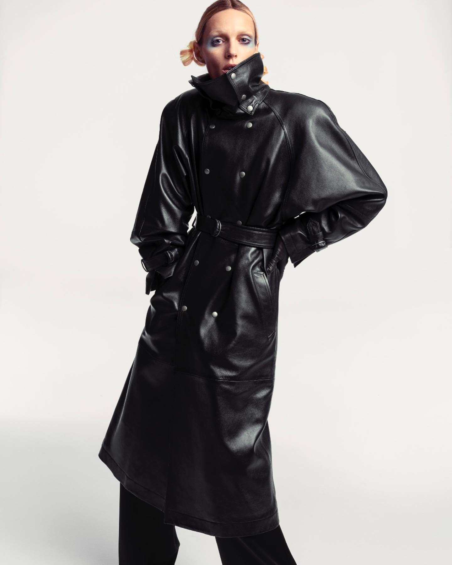 Anja Rubik Guest Edits Vogue Poland March 2023 5th Year — Anne of ...