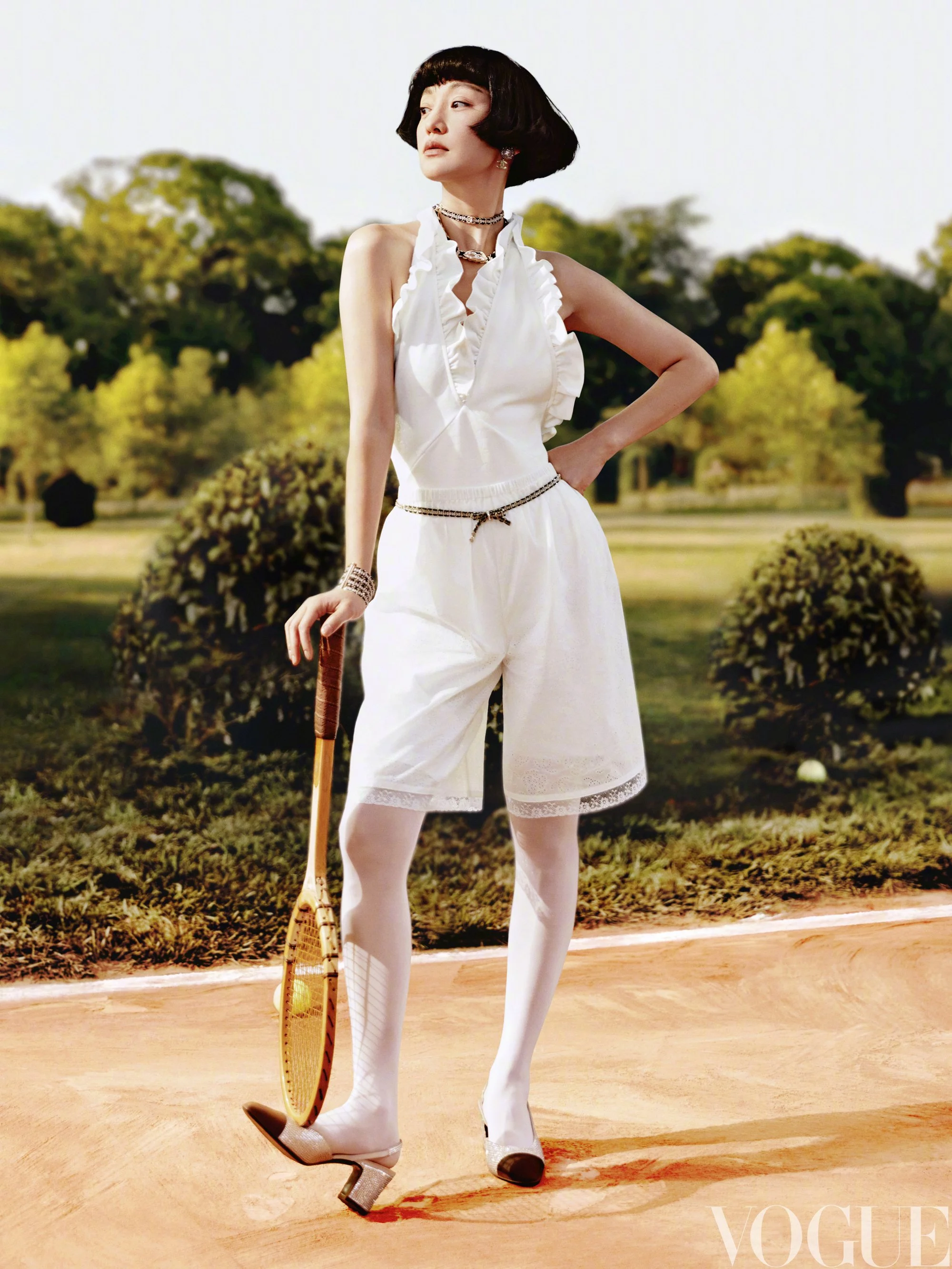 Zhou-Xun-by-Jumbo-Tsui-Vogue-China-00016.jpeg