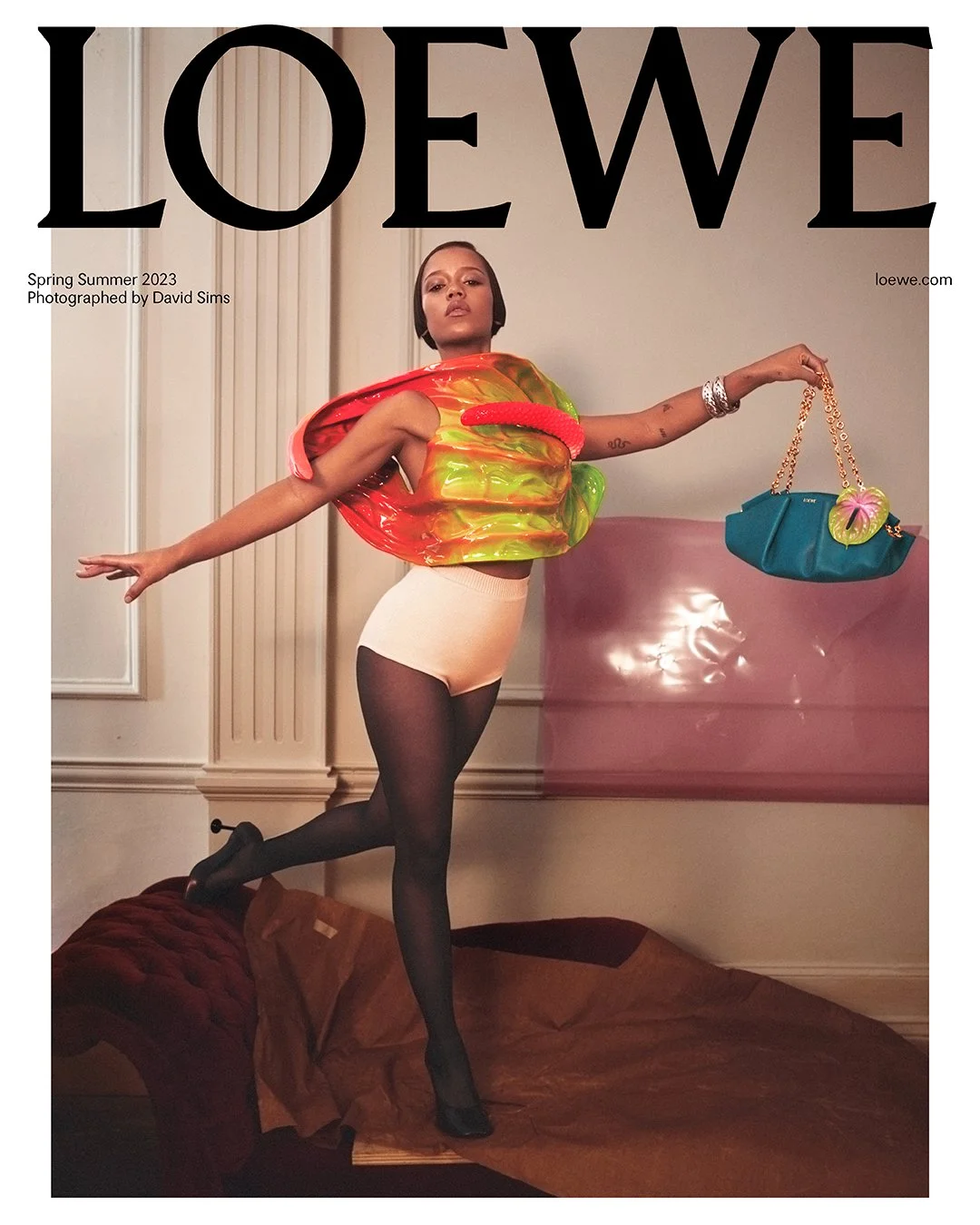 LOEWE-Sp-2023-Campaign-00003.jpg