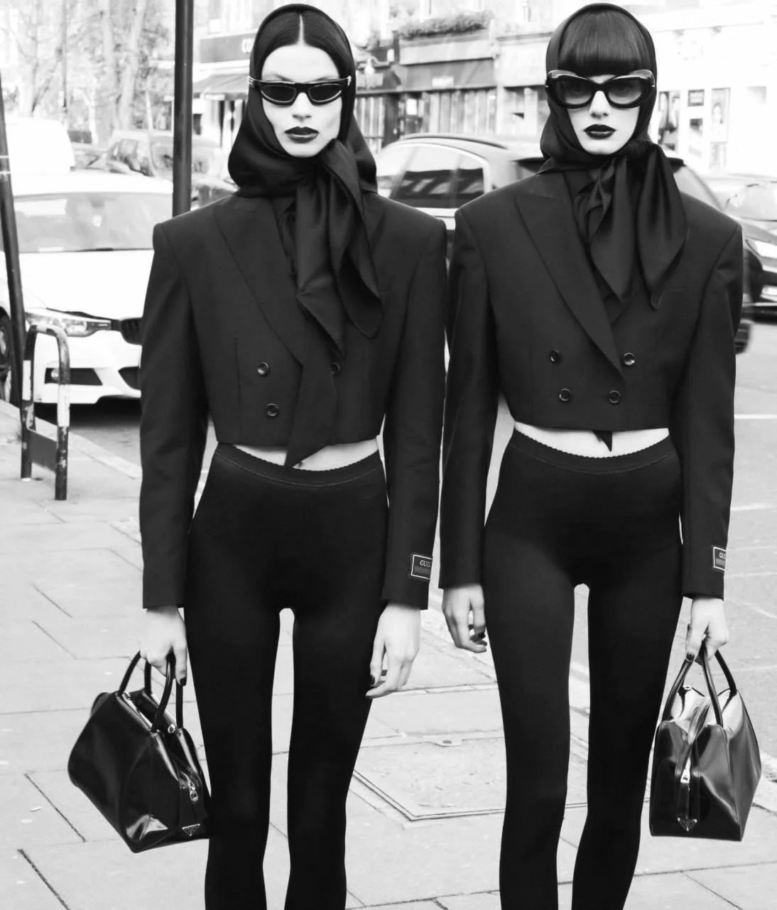 Mert-Marcus-the-d-la-repubblica-uber-liebe-fashion-issue-00005.jpeg
