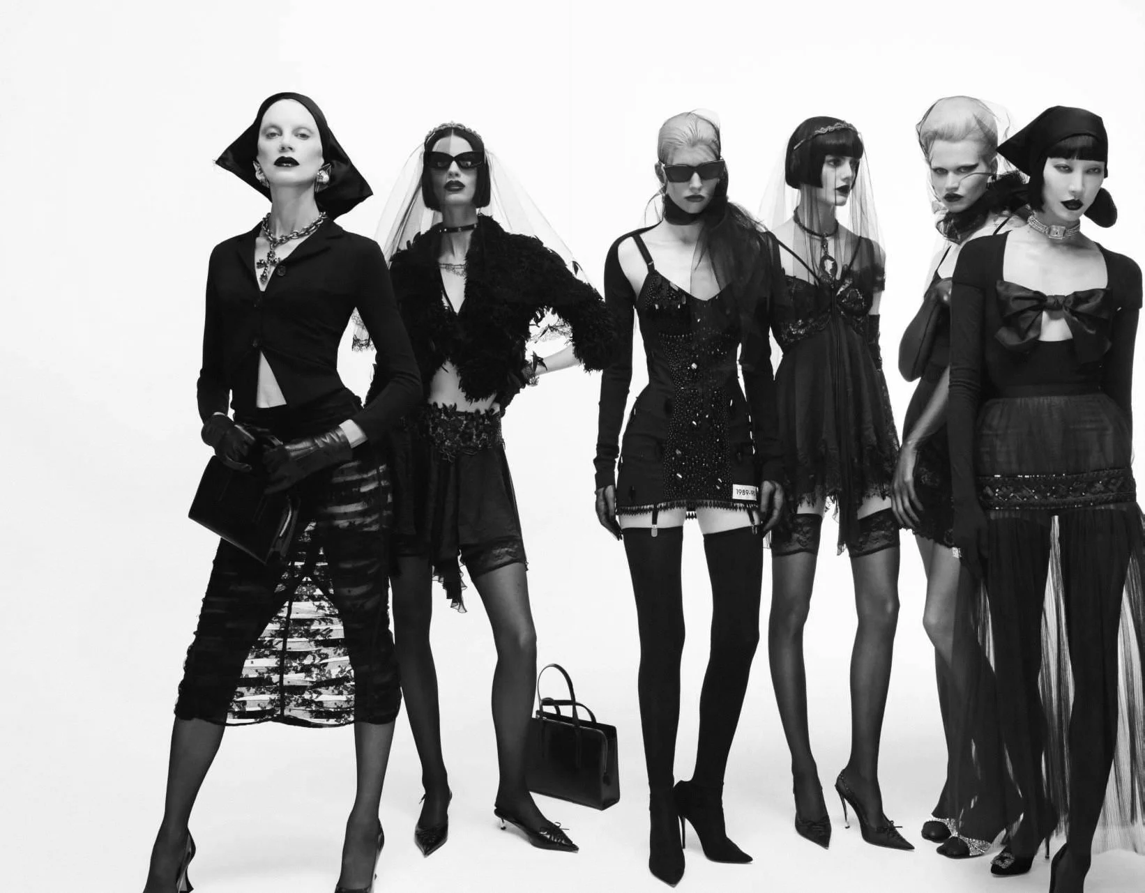 Mert-Marcus-the-d-la-repubblica-uber-liebe-fashion-issue-00006.jpeg