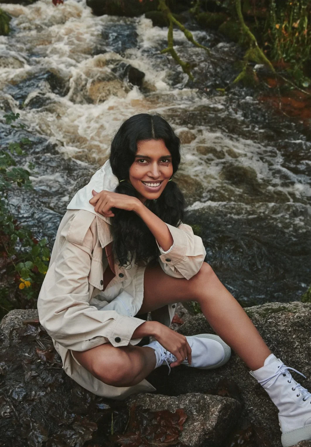 Pooja-Mor-by-Jem-Mitchell-Harpers-uk-April-202300004.jpeg