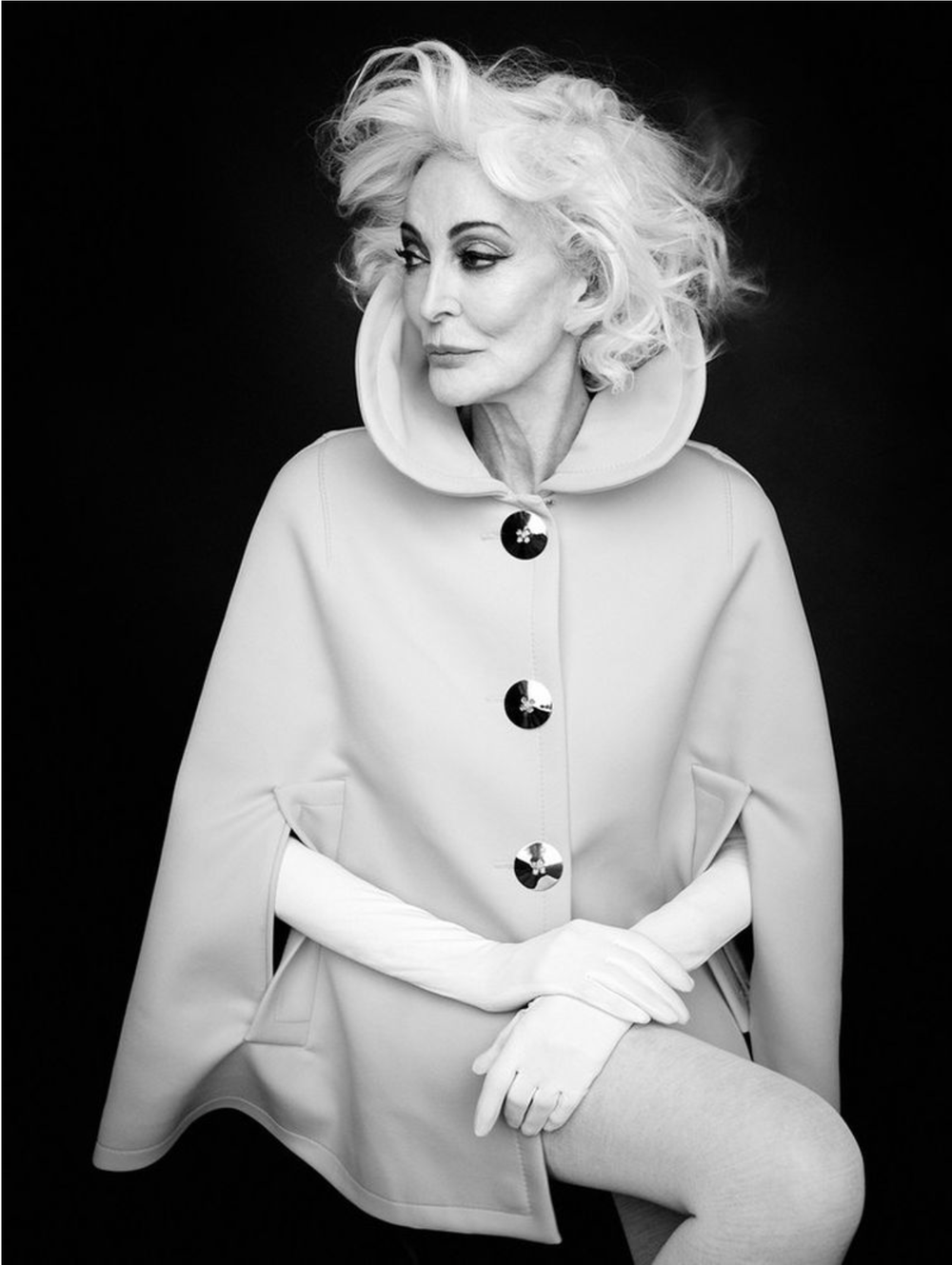 Carmen-Dell-Orefice-by-Kristen-Schuller-LOfficiel-Switzerland-March-2018-00005.png