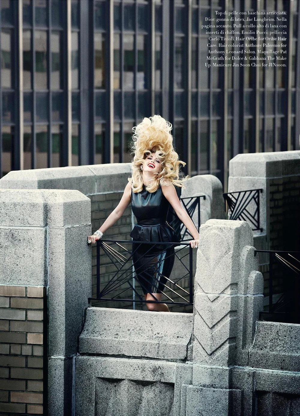Kate-Upton-by-Steven-Meisel-Vogue-Italia-November-2012-00014.jpeg