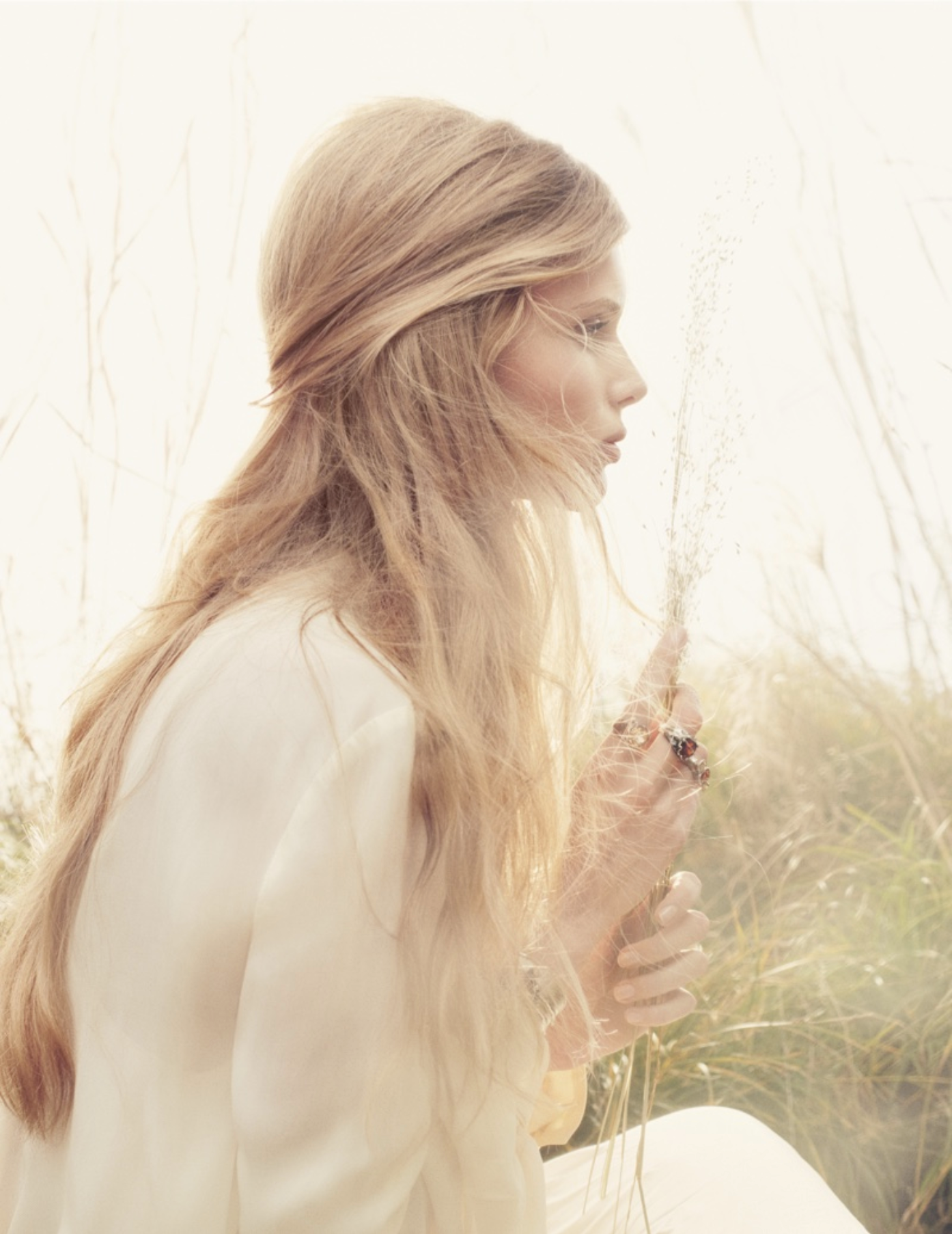 Zara-Spirited-Romance-by-Steven-Meisel-SS-2023-00014.png