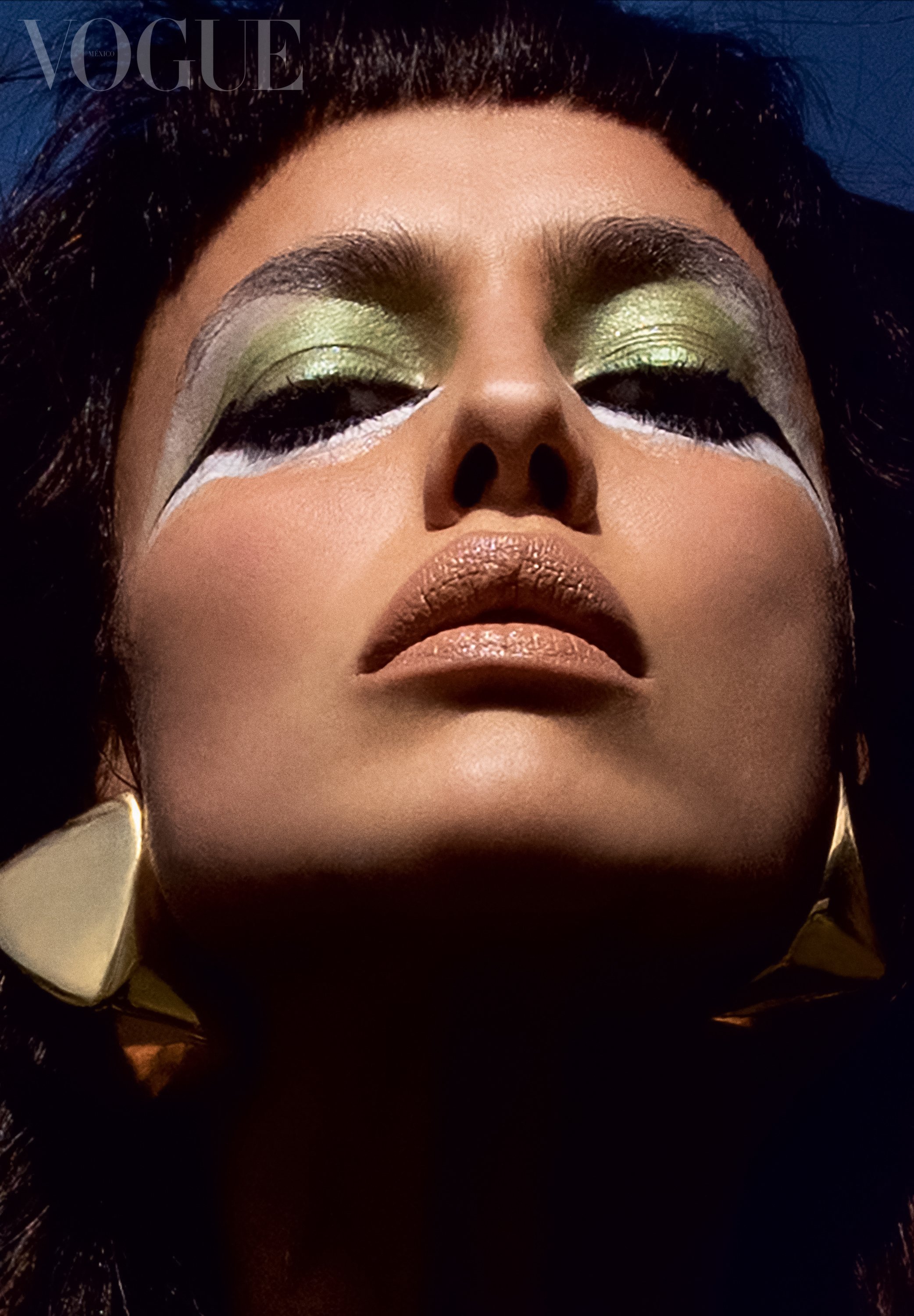 Irina-Shayk-by-Inez-Vinoodh-Vogue-Mexico-April-2023-00005.jpeg