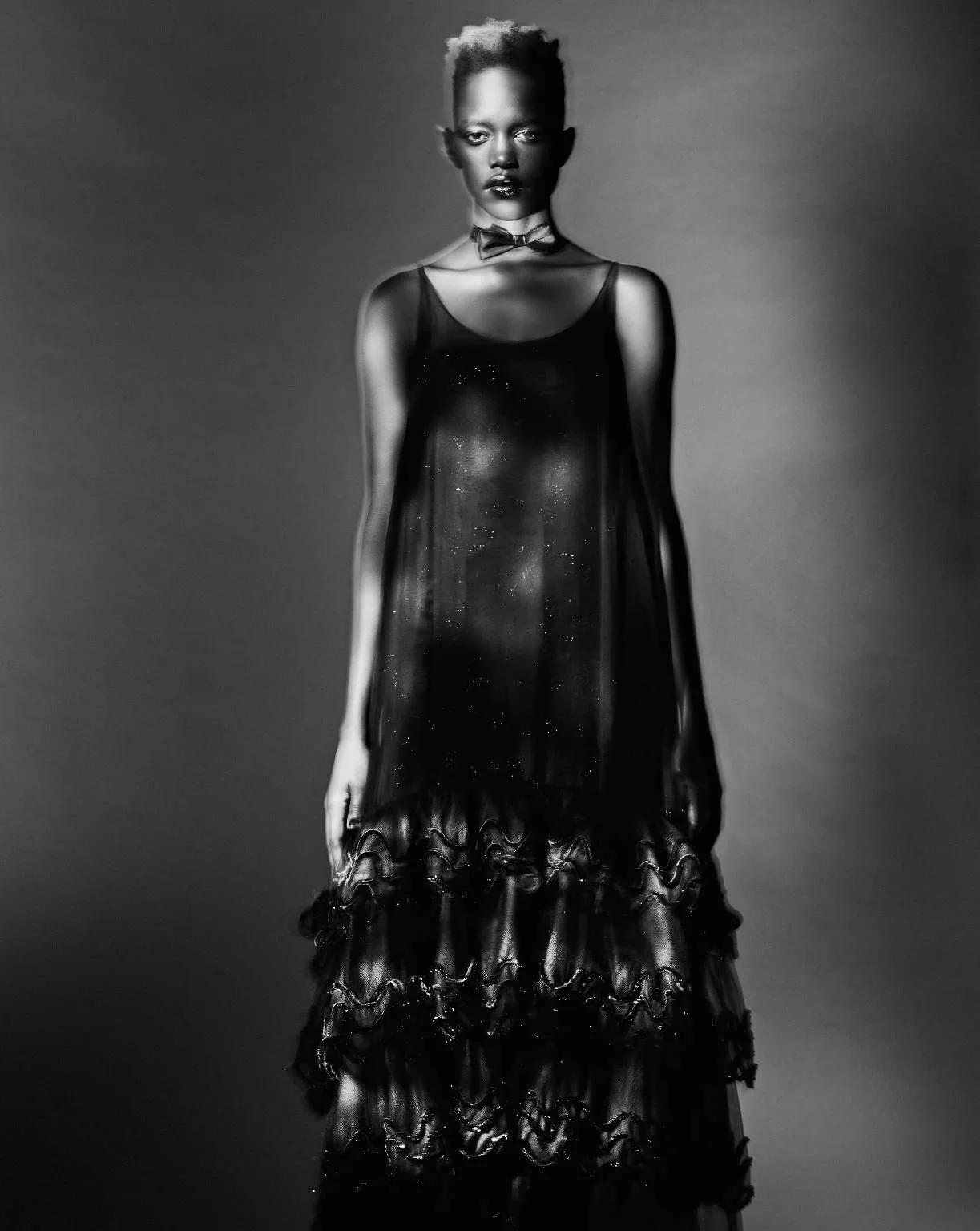 Alaato Jazper by Paolo Roversi for Harper's Bazaar Italia April — Anne ...