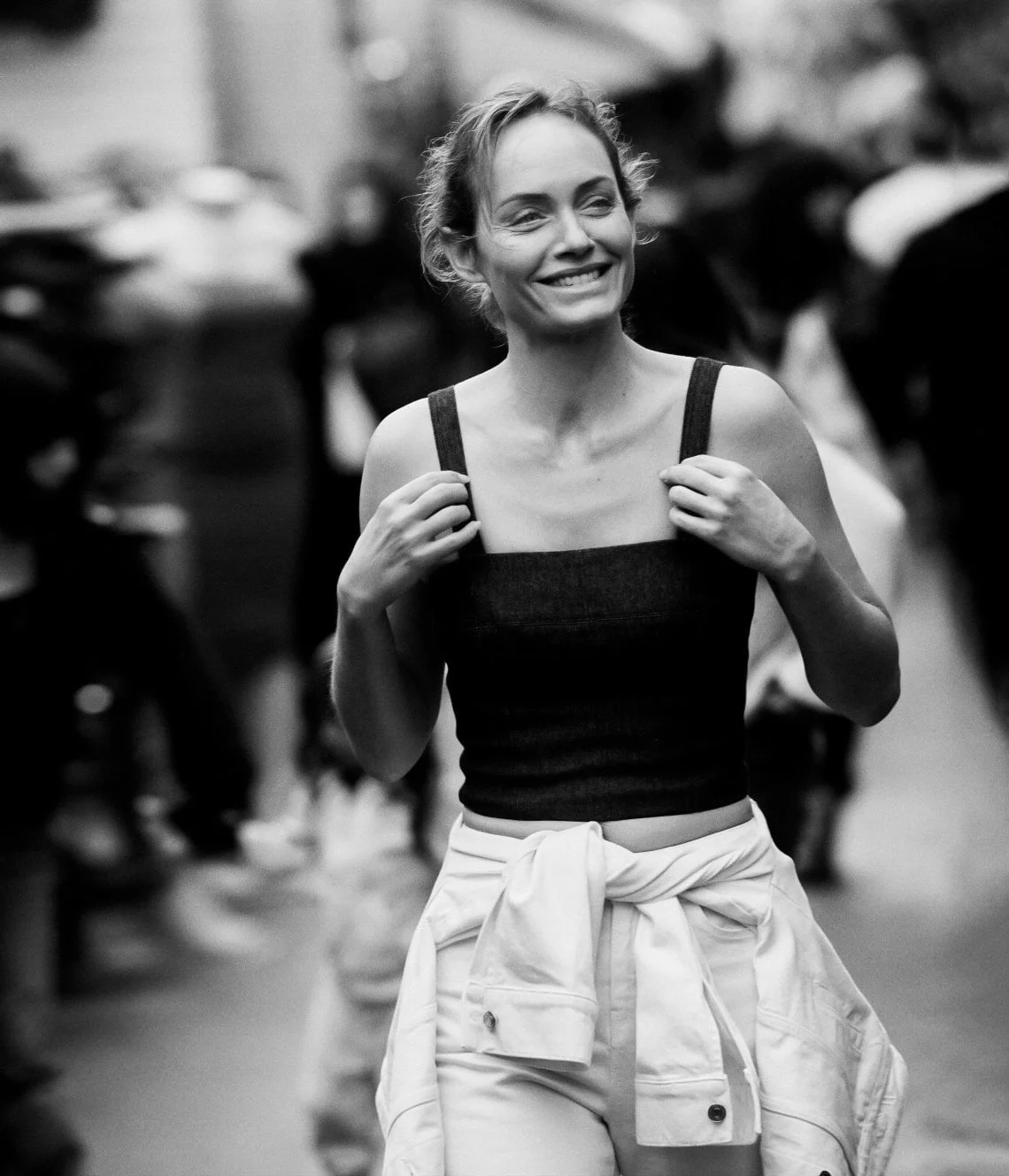 Amber-Valletta-by-Gregory-Harris-d-la-Repubblica-4-1-2023-00002.jpeg