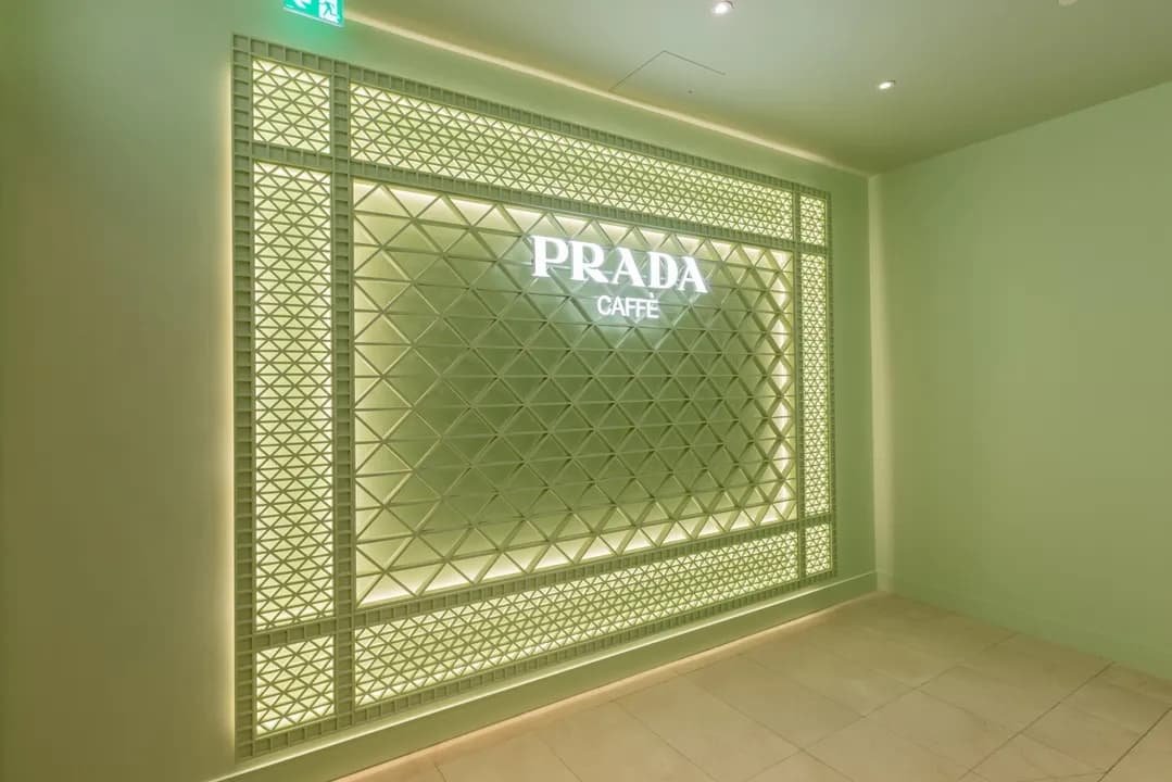 Prada-Caffe-2023-Harrods-London-00004.jpeg