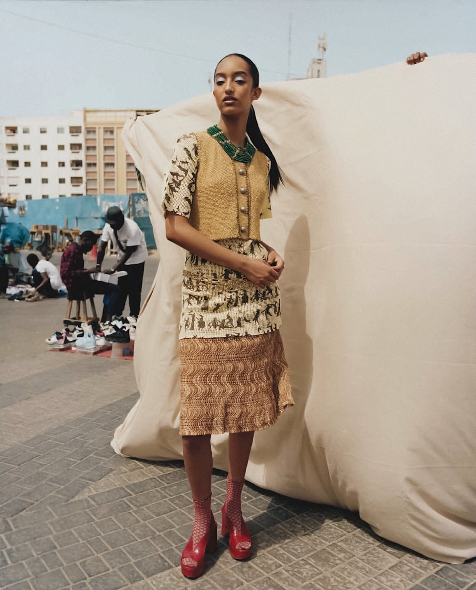 Dakar-by-Nadine-Ijewere-Vogue-China-00002.jpeg