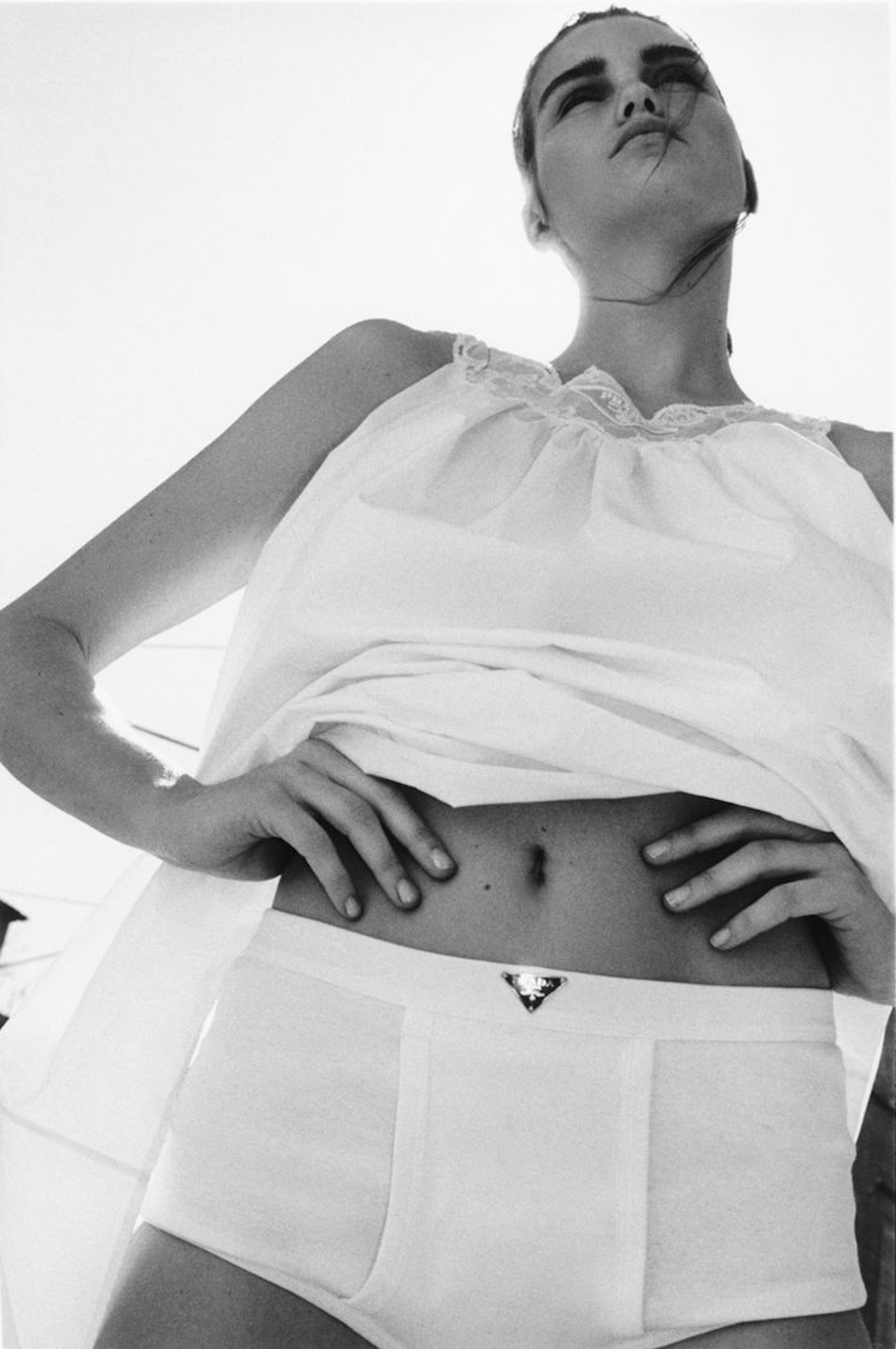 Luna-Bijl-by-Arran-Jules-Vogue-Czech-June-2023-00013.png