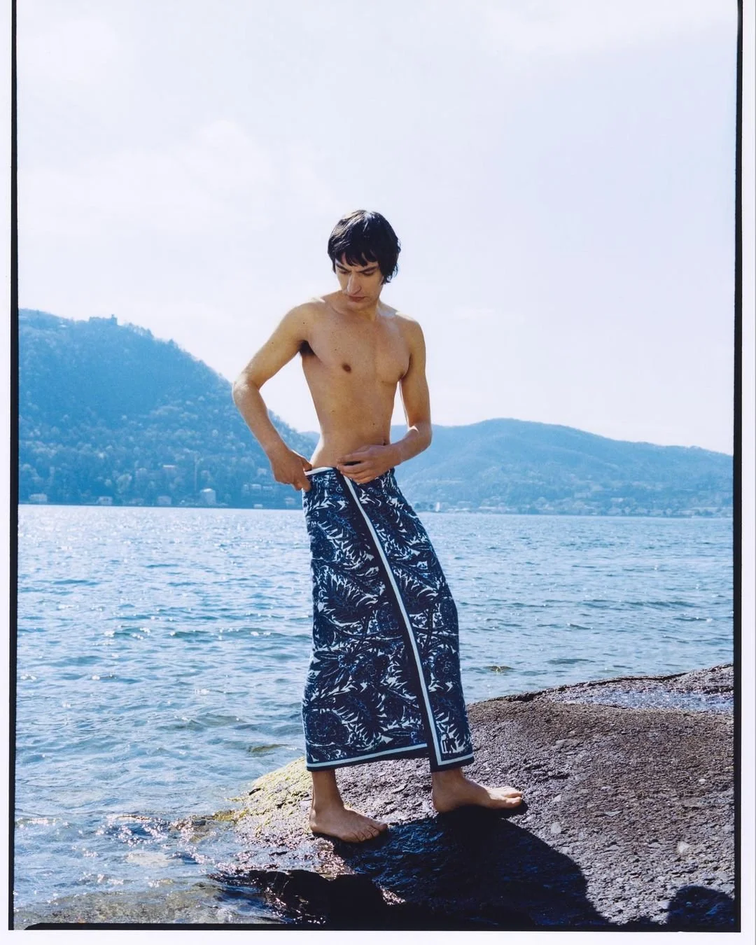 Etro-Summer-2023-Ad-Campaign-by-Eleonora-d'Vincenzo-00009.jpg