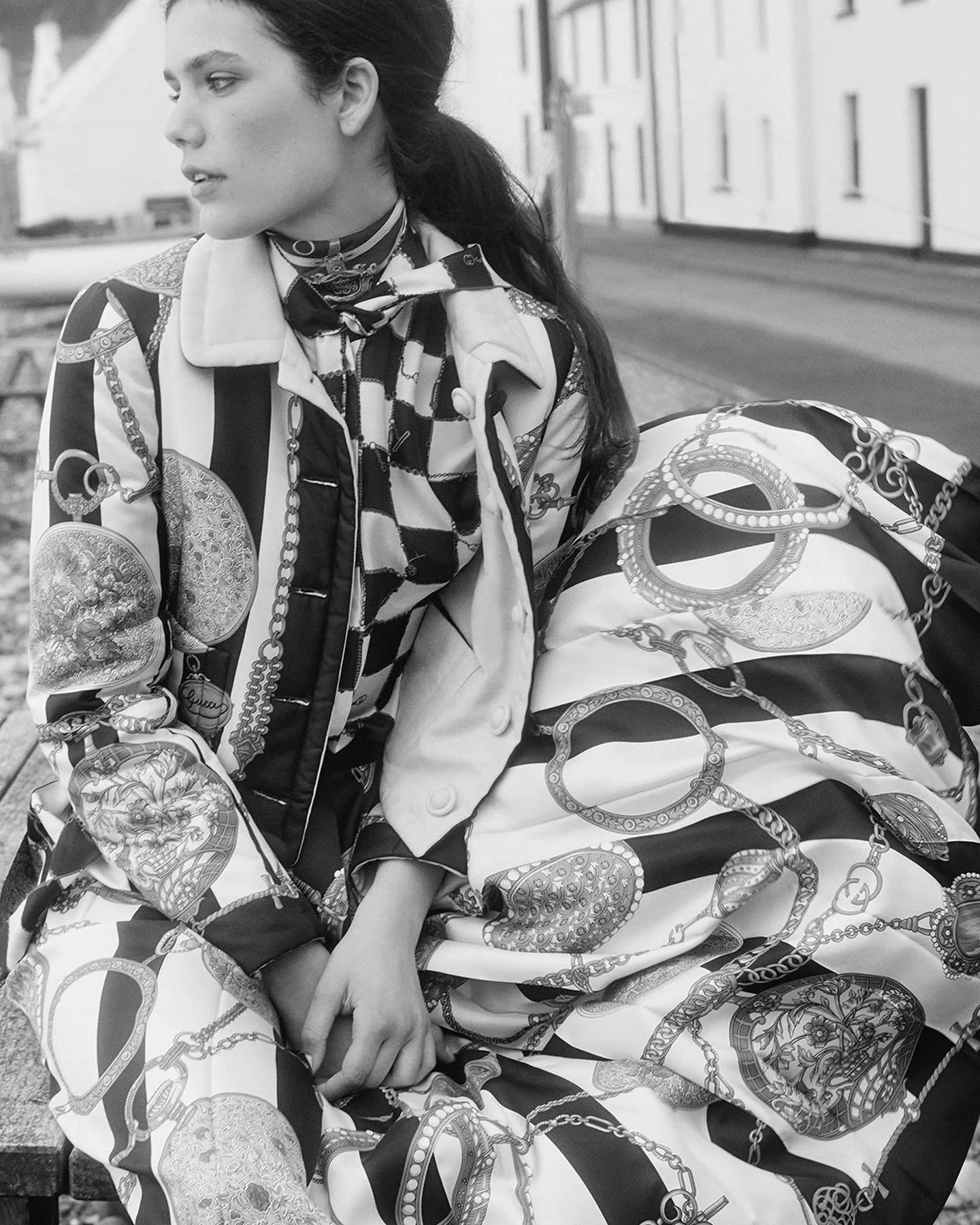 1-Betsy-Gaghan-by-Agata-Pospieszynska-Harpers-Bazaar-UK-July-August-2023-00011.jpg