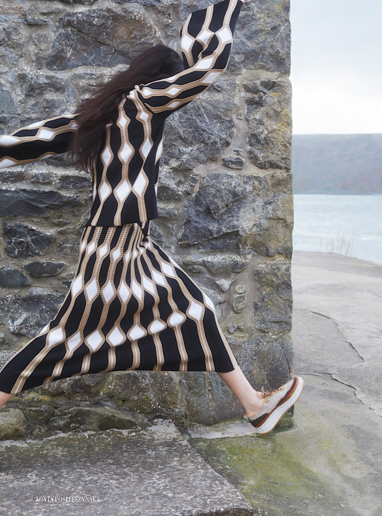 Harper's Bazaar UK's Scotland Preview of Fall 2023 Fashion by Agata Pospieszynska