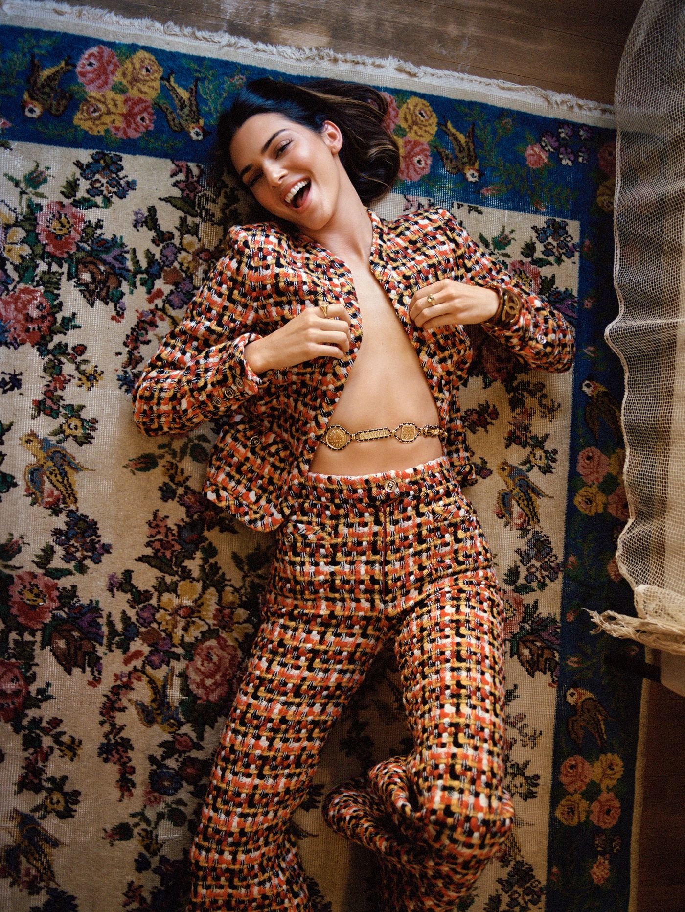 K-Kendall-Jenner-by-Sean-Thomas-WSJ-Magazine-Summer-2023-00004.jpeg