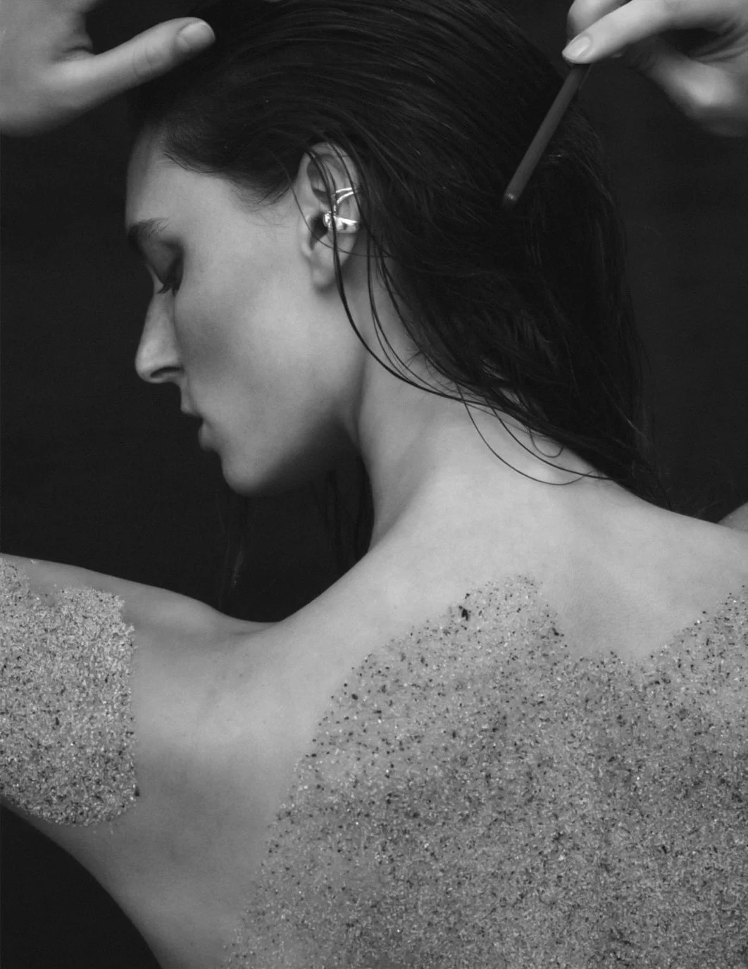Ansley-Gulielmi-by-Darren-McDonald-Harpers-Bazaar-UK-00005.jpeg