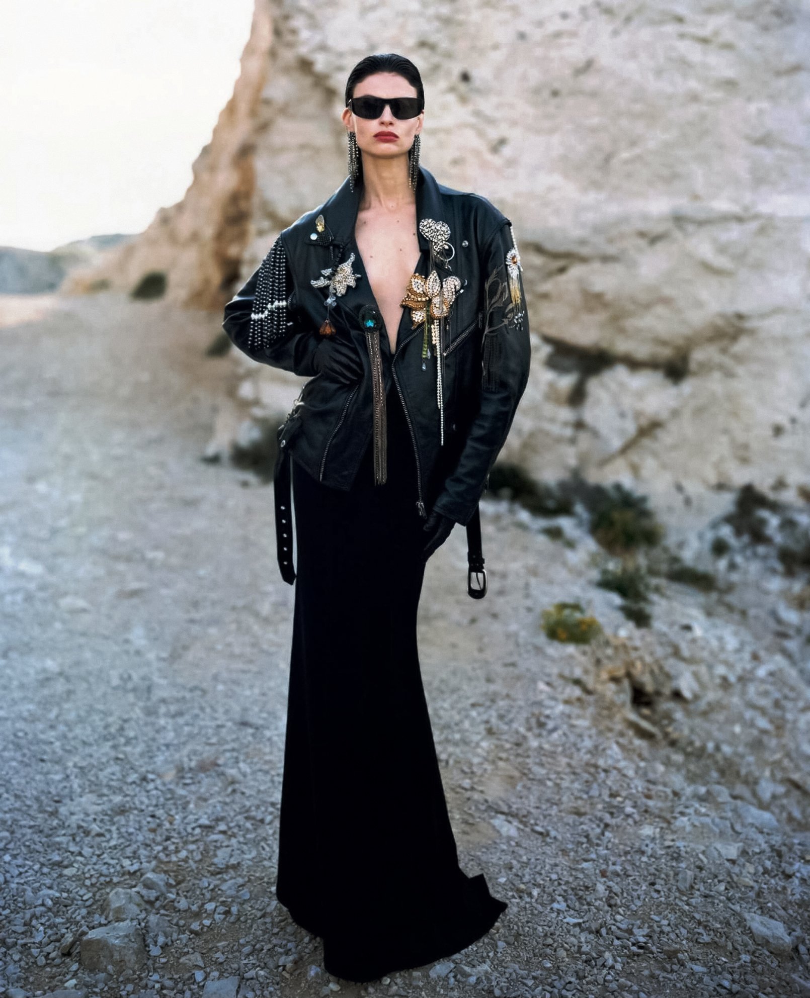 Mila-Van-Eeten-by-Jonathan-Frantini-Harpers-Bazaar-France-June-Jule-2023-00013.jpeg